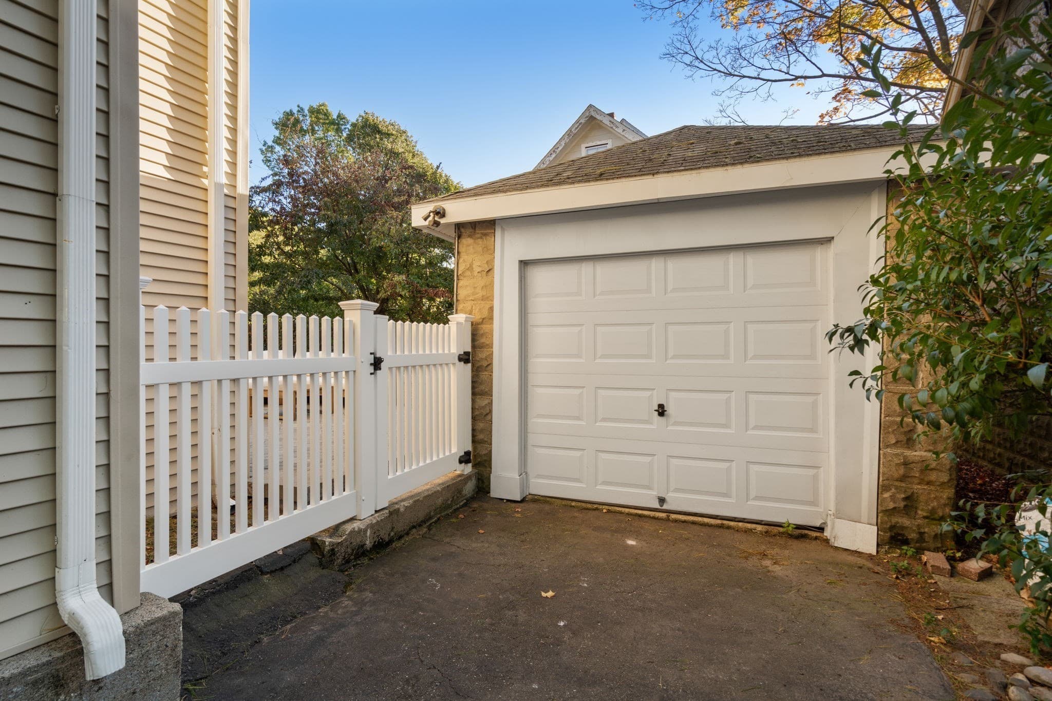 Single Family Residence at 86 Highland Street, Boston MA 02136, Boston, photo 27 of 33