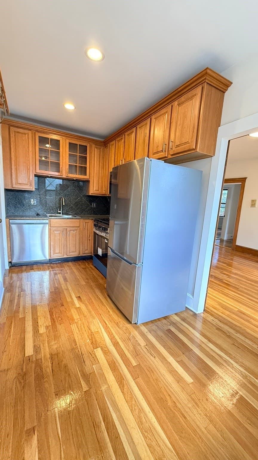 Condominium at 116 Sutherland Road # 8, Boston MA 02135, Boston, photo 7 of 15
