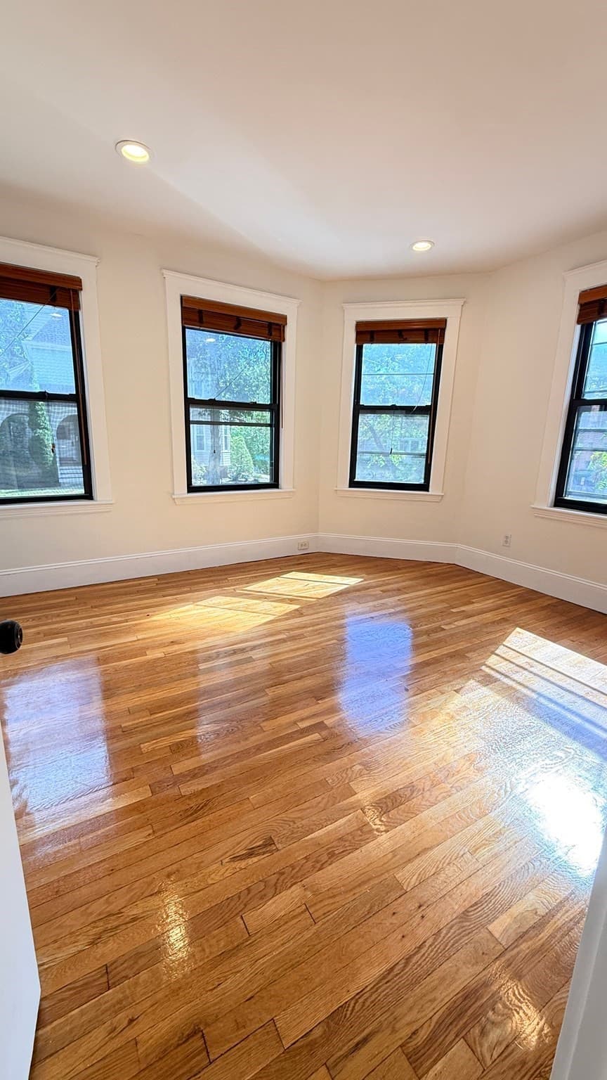 Condominium at 116 Sutherland Road # 8, Boston MA 02135, Boston, photo 10 of 15