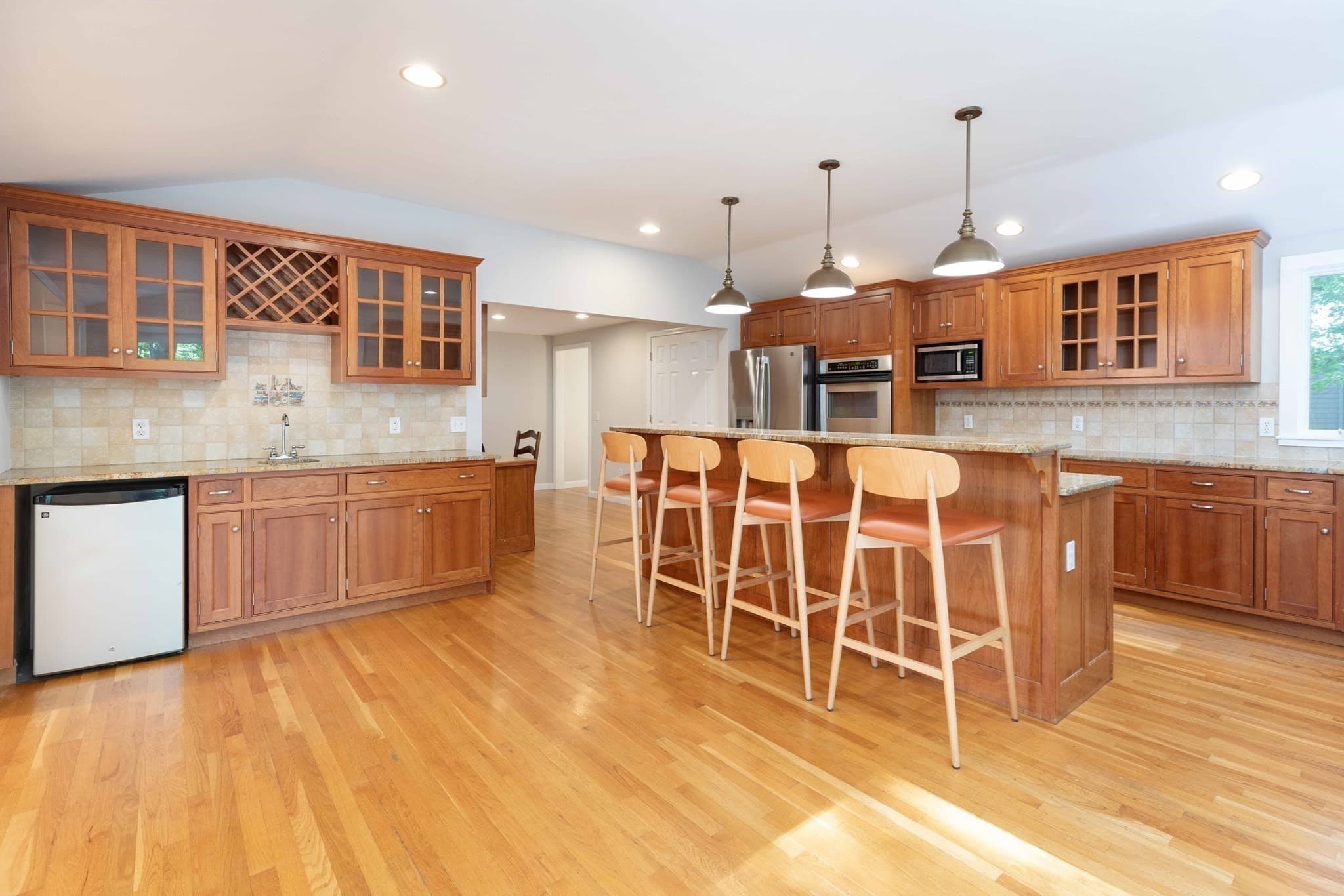 Single Family Residence at 49 Old County Rd, Hingham MA 02043, Hingham, photo 4 of 16