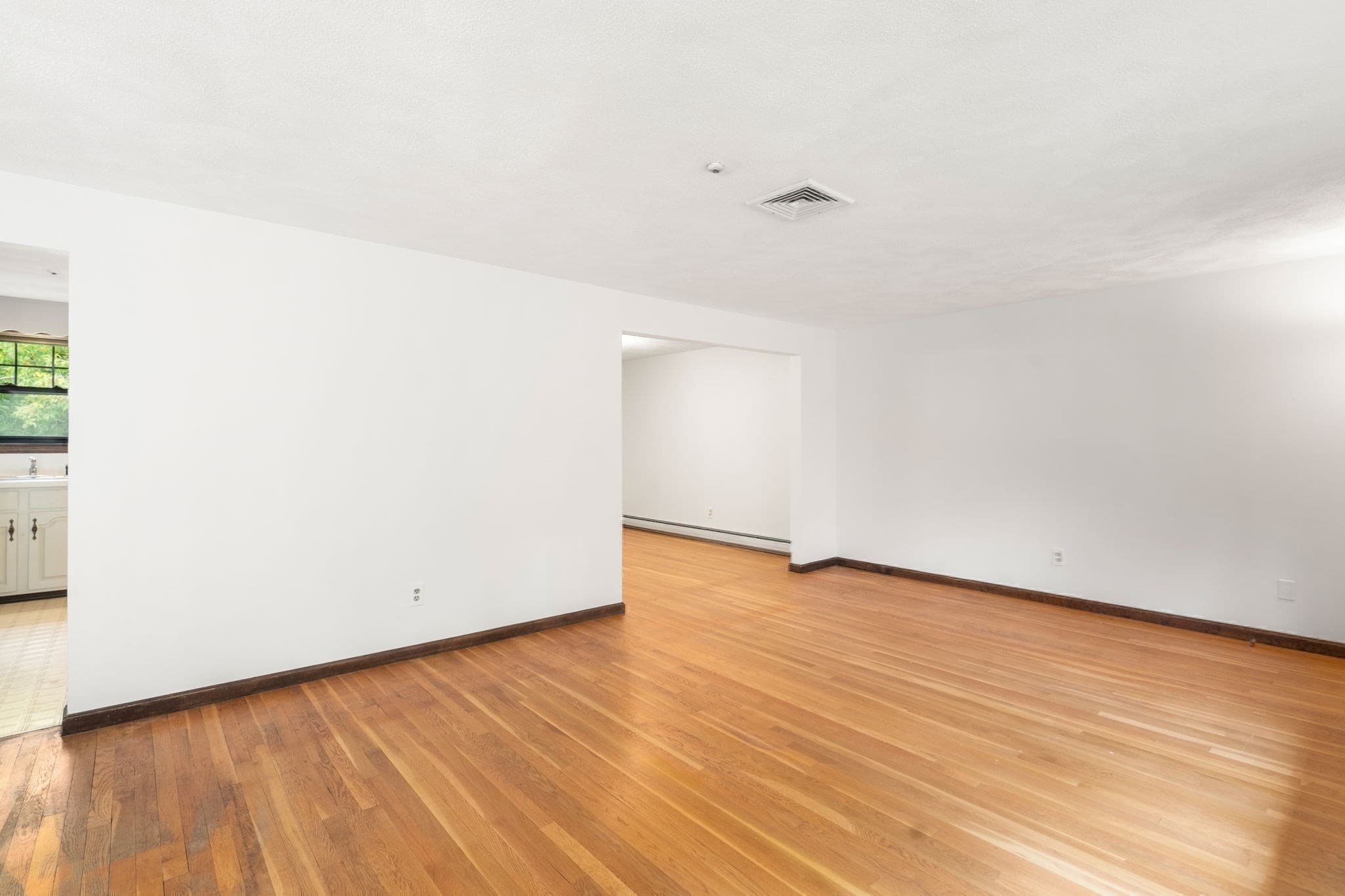 Single Family Residence at 6 Aricia Ln, Winchester MA 01890, Winchester, photo 23 of 37