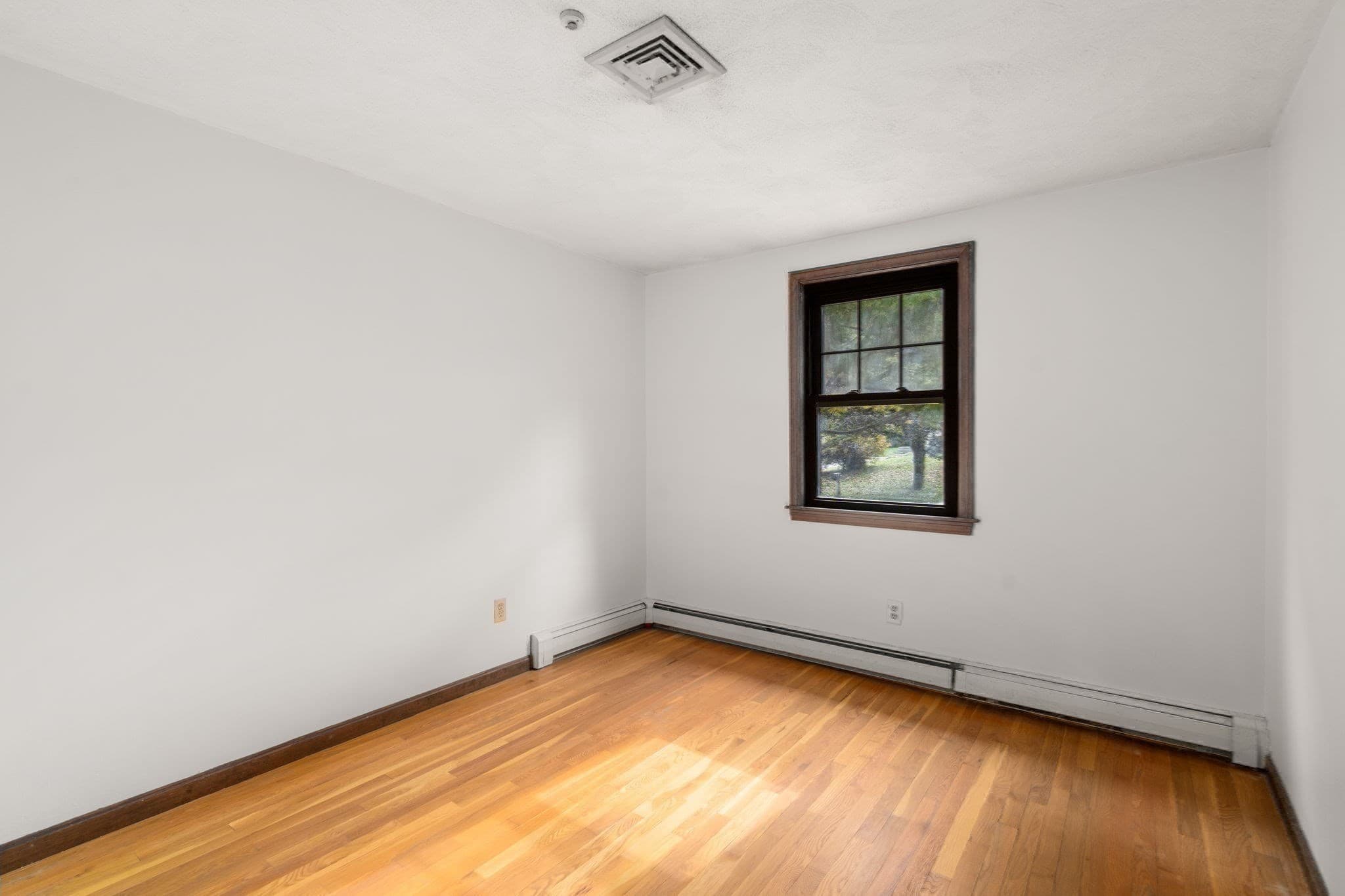 Single Family Residence at 6 Aricia Ln, Winchester MA 01890, Winchester, photo 36 of 37