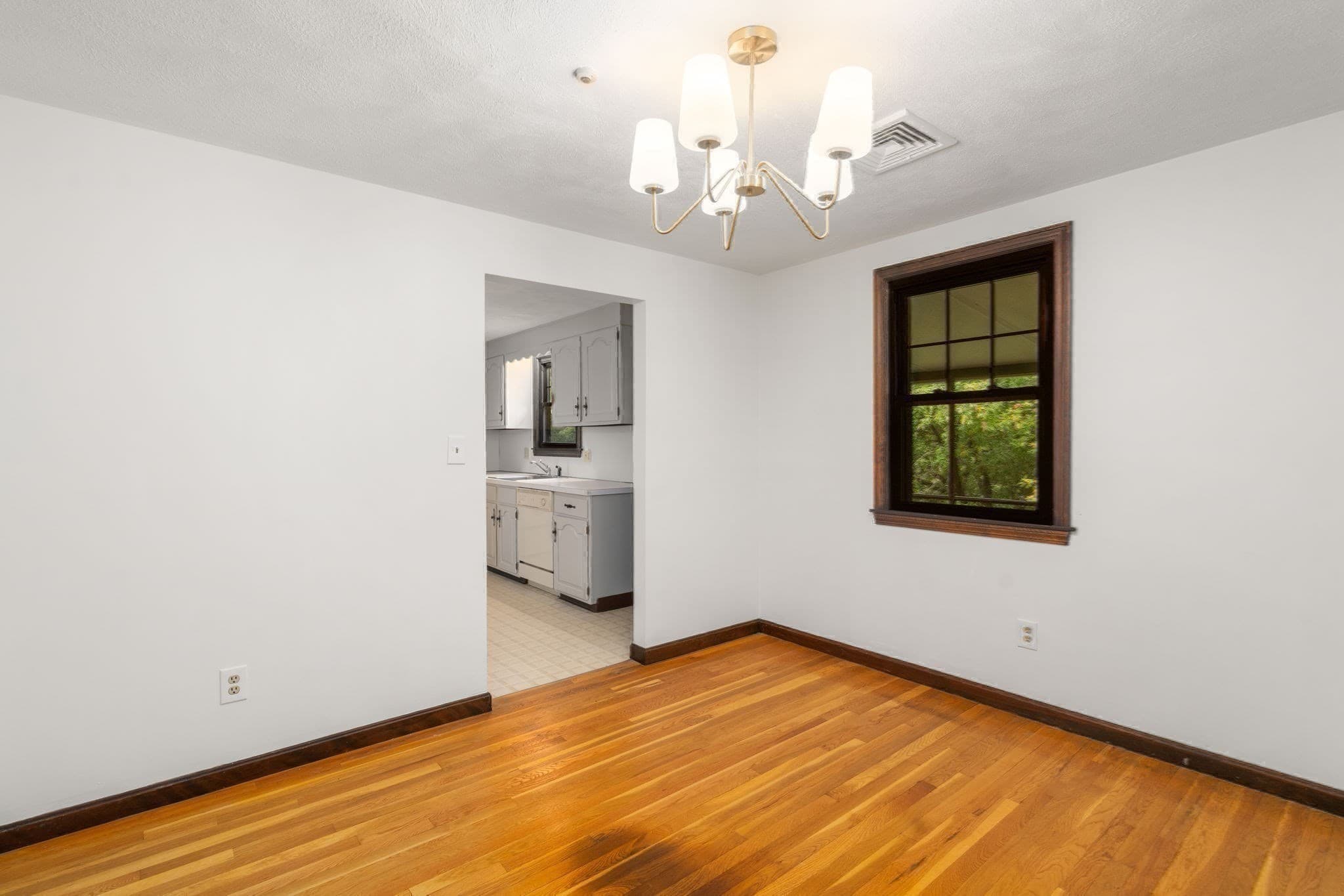 Single Family Residence at 6 Aricia Ln, Winchester MA 01890, Winchester, photo 24 of 37
