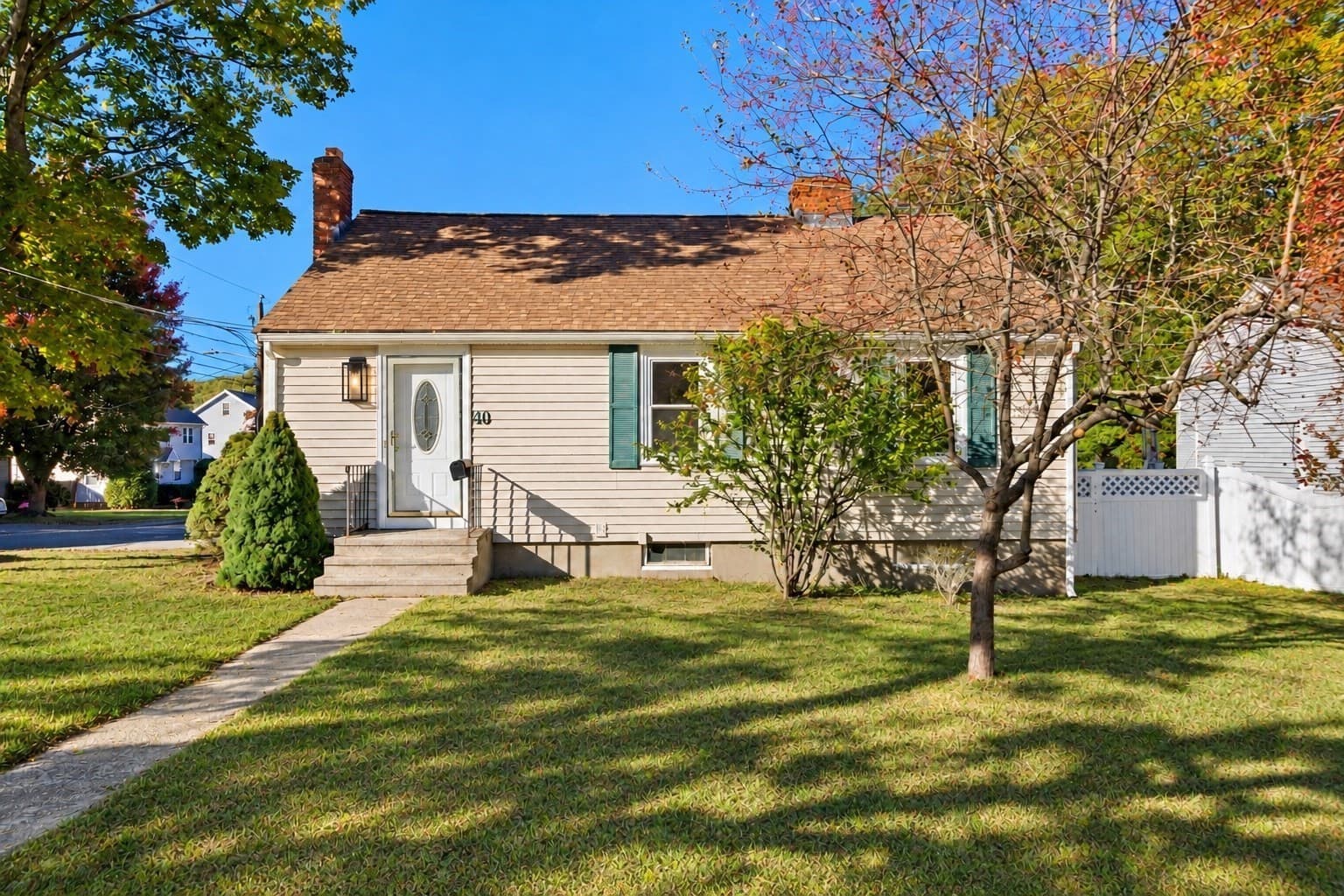 Single Family Residence at 40 Mann St, Braintree MA 02184, Braintree, photo 3 of 26