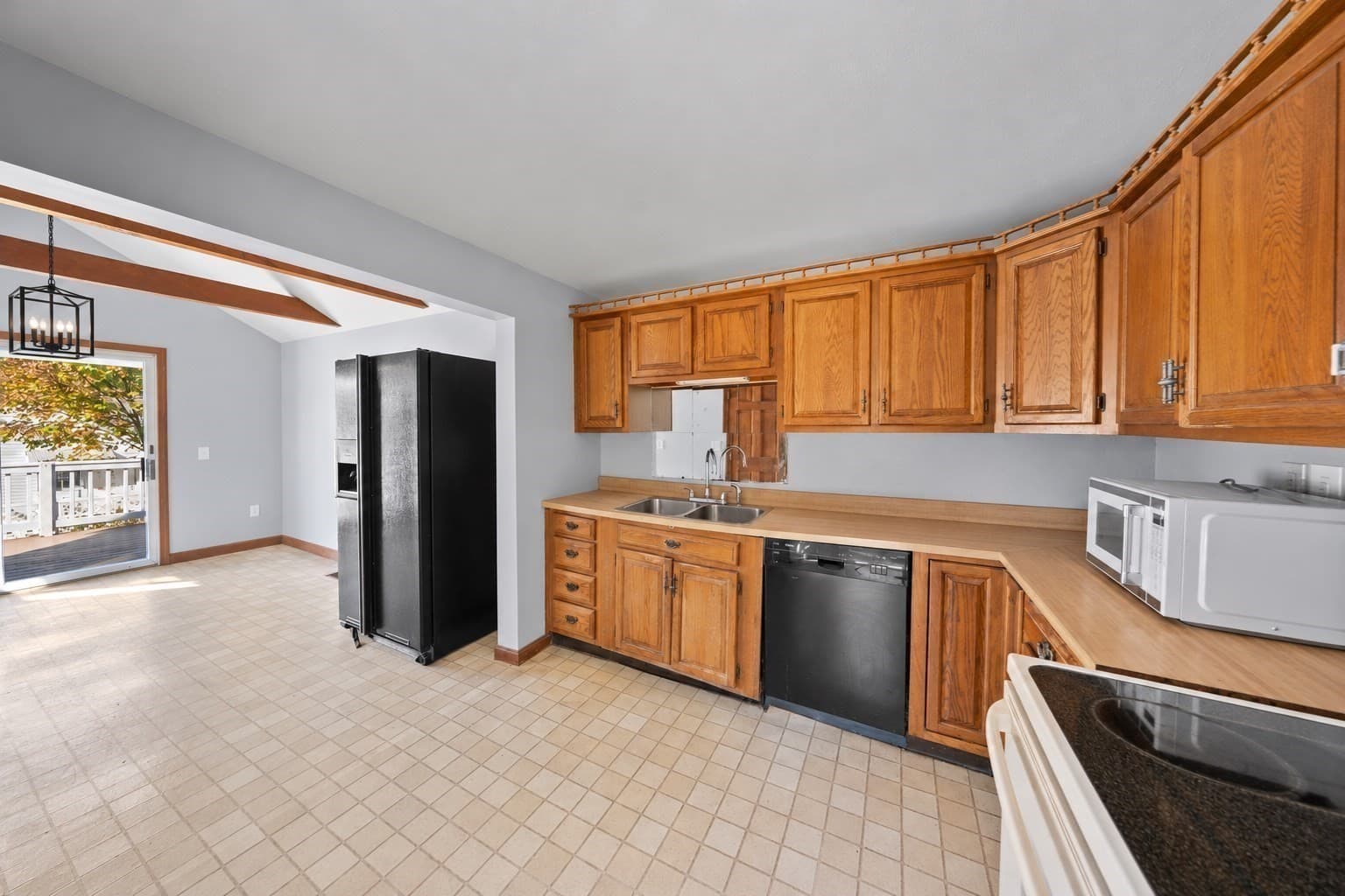 Single Family Residence at 40 Mann St, Braintree MA 02184, Braintree, photo 5 of 26