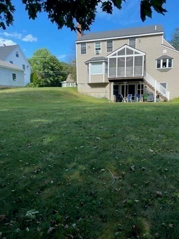 Single Family Residence at 108 Linwood St, Uxbridge MA 01569, photo 6 of 22