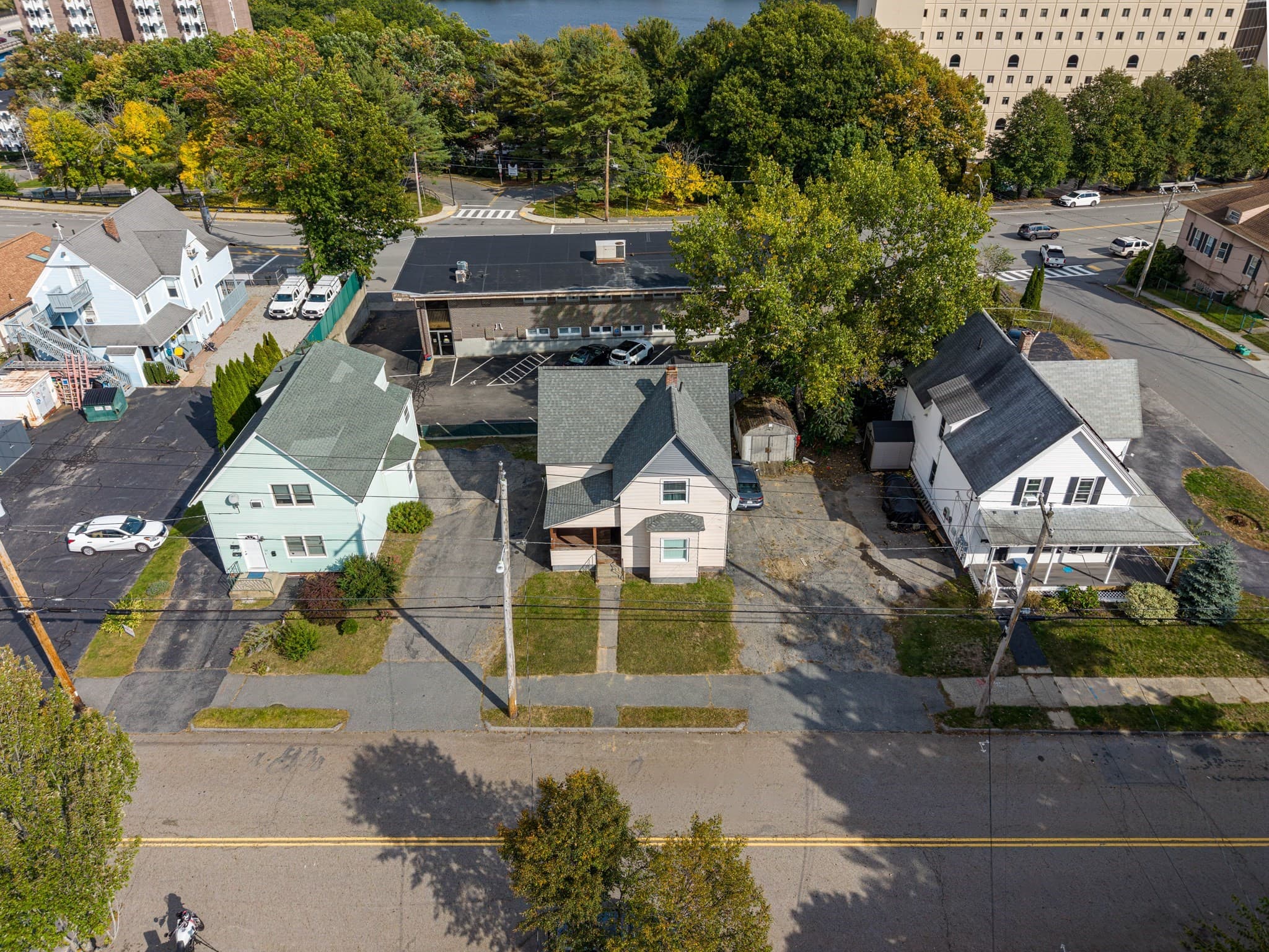 Multi Family at 37 Coburn Ave, Worcester MA 01604, Worcester, photo 20 of 21