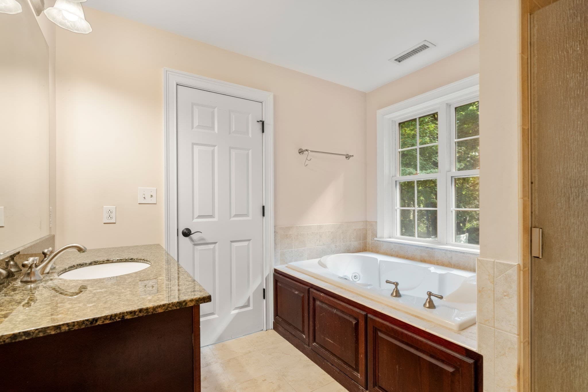 Single Family Residence at 7 Castle Gate Road, Wayland MA 01778, Wayland, photo 21 of 42