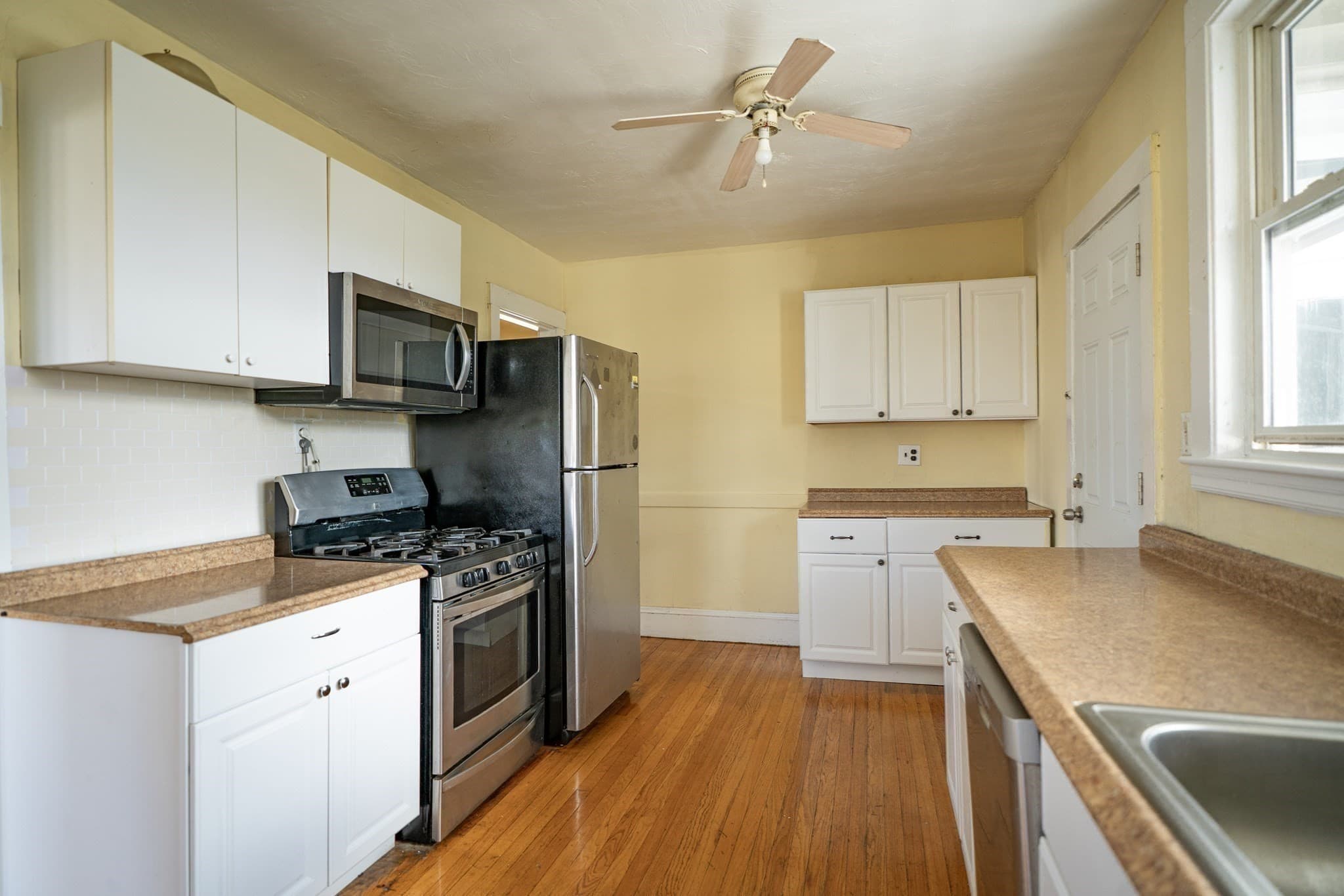 3 Family - 3 Units Up/Down at 28 Claymoss Rd., Boston MA 02135, Boston, photo 8 of 24