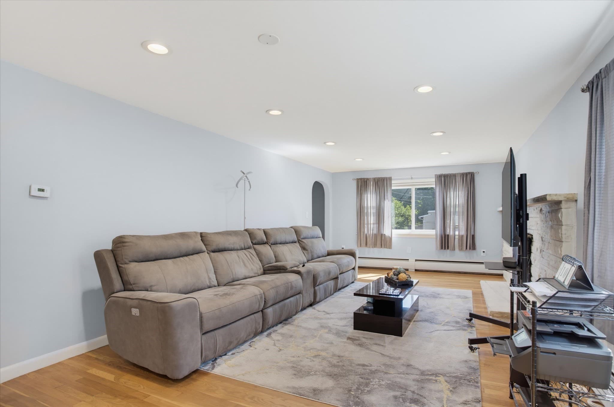 Single Family Residence at 102 Westminster St, Boston MA 02136, Boston, photo 12 of 42