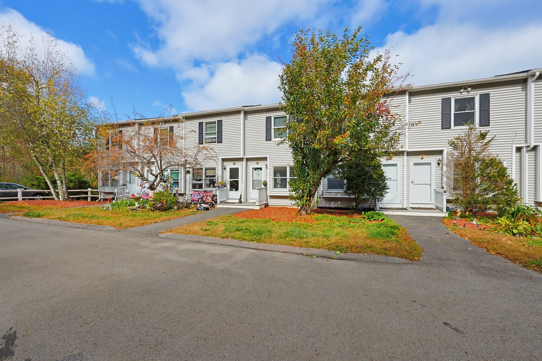 Condominium at 17 Bixby Road # 4, Spencer MA 01562, Spencer, photo 2 of 42