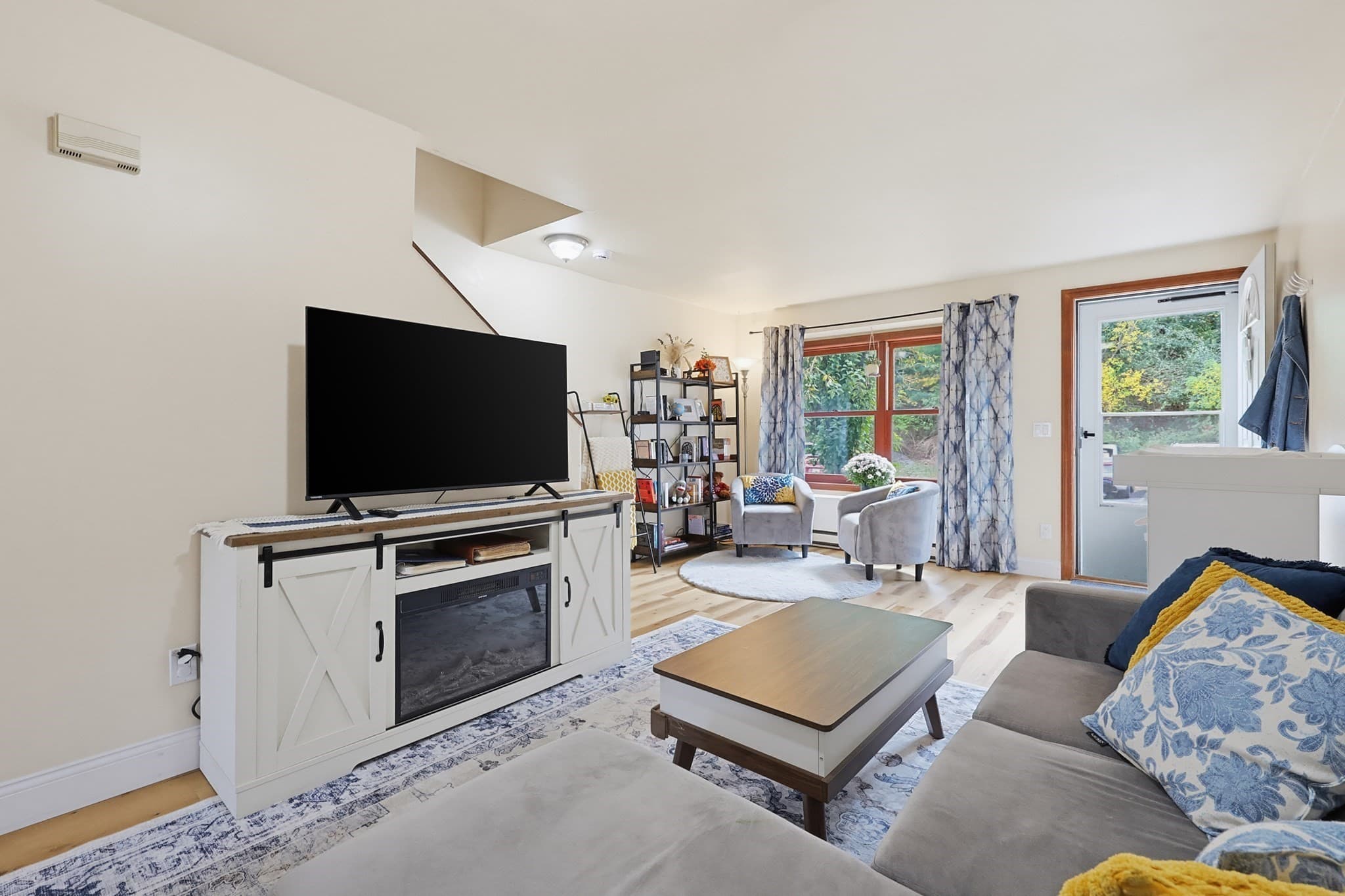 Condominium at 17 Bixby Road # 4, Spencer MA 01562, Spencer, photo 11 of 42