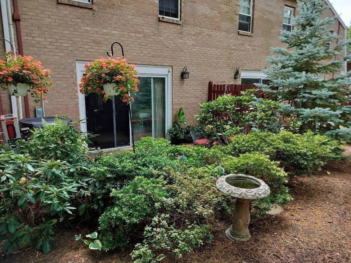 Condominium at 50 Edward Drive # 50, Stoughton MA 02072, Stoughton, photo 32 of 40