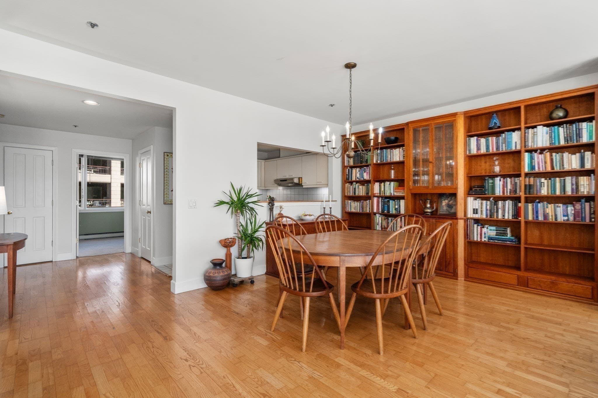 Condominium at 40 Battery St # 202, Boston MA 02109, Boston, photo 6 of 41