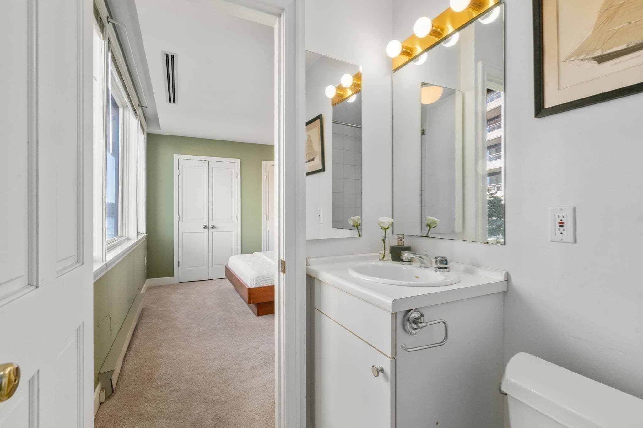 Condominium at 40 Battery St # 202, Boston MA 02109, Boston, photo 26 of 41