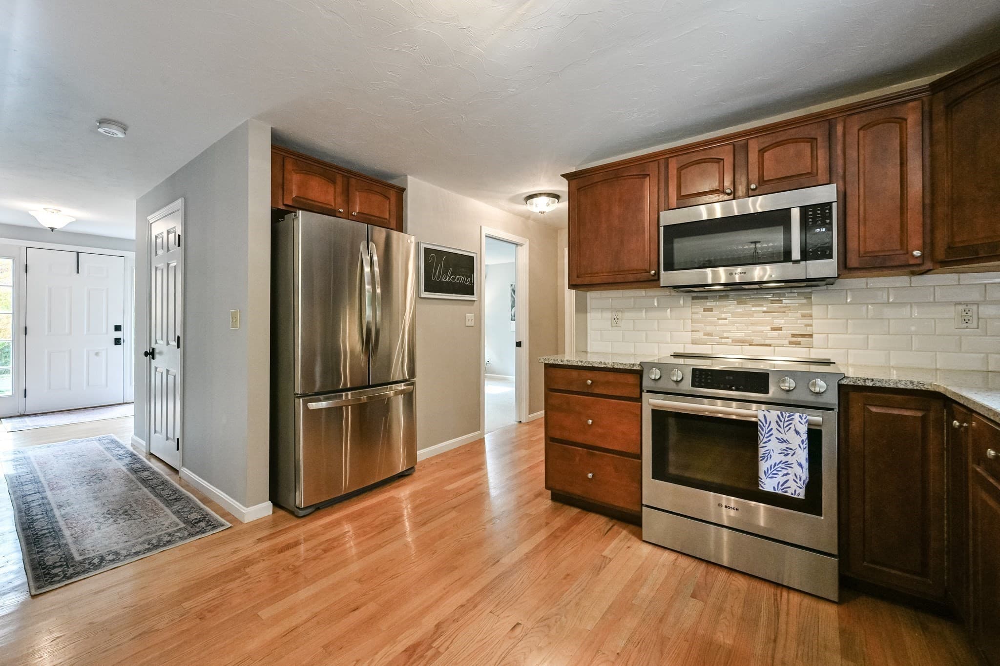 Single Family Residence at 20 River Edge Rd, Mansfield MA 02048, photo 12 of 42