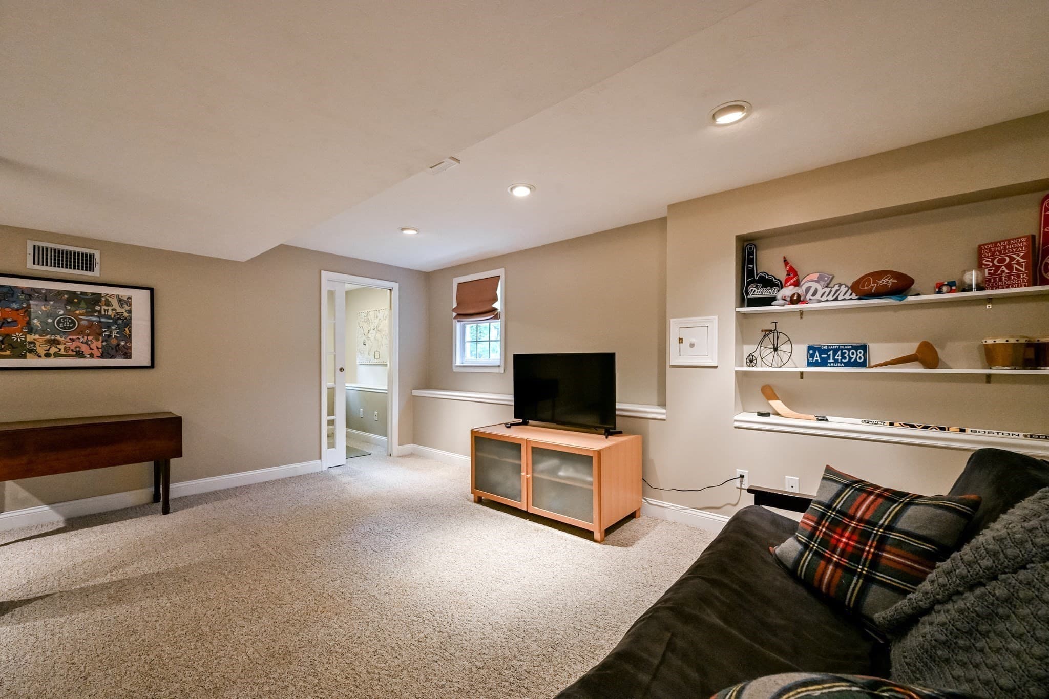 Single Family Residence at 20 River Edge Rd, Mansfield MA 02048, photo 38 of 42