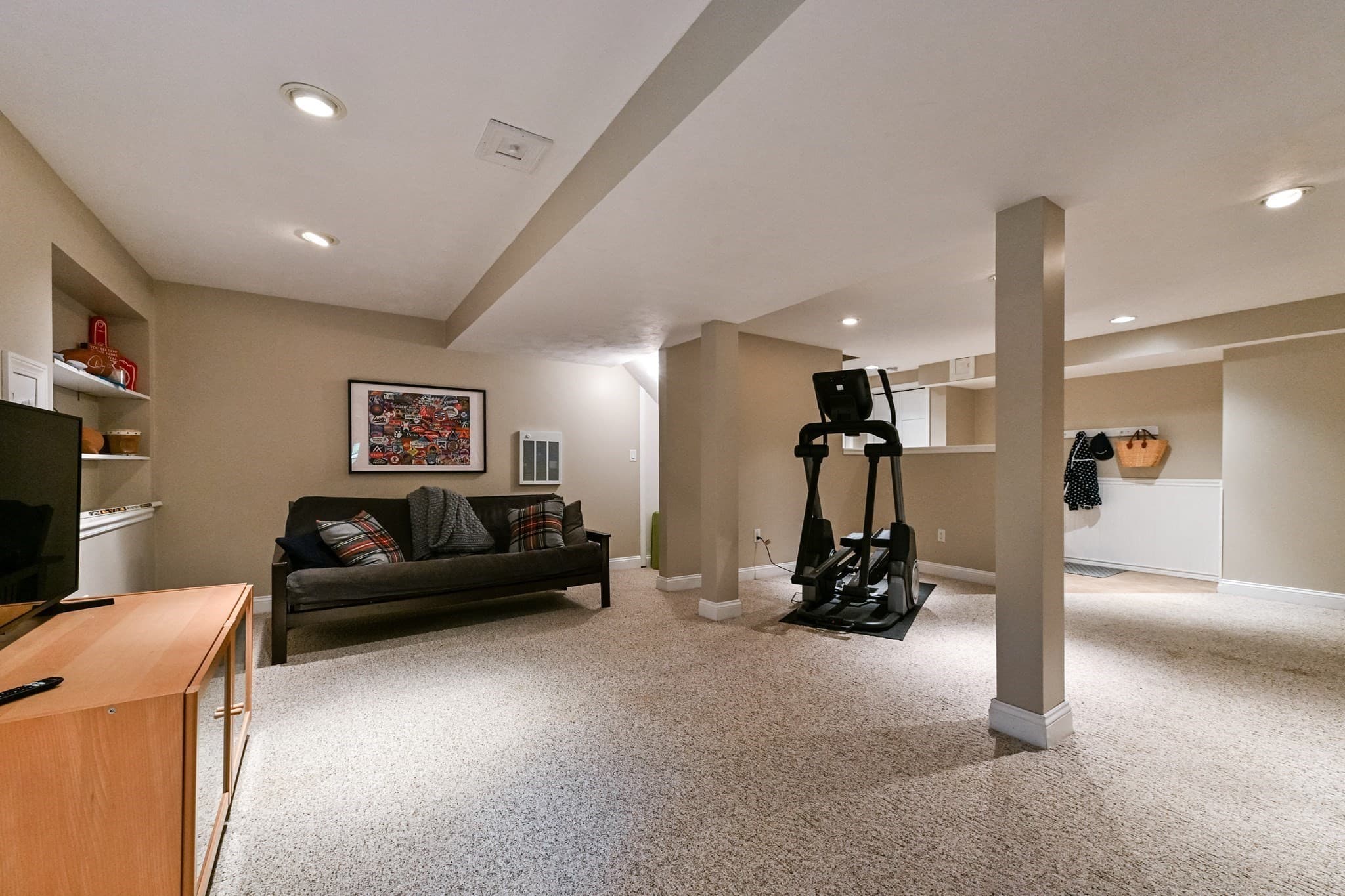 Single Family Residence at 20 River Edge Rd, Mansfield MA 02048, photo 37 of 42