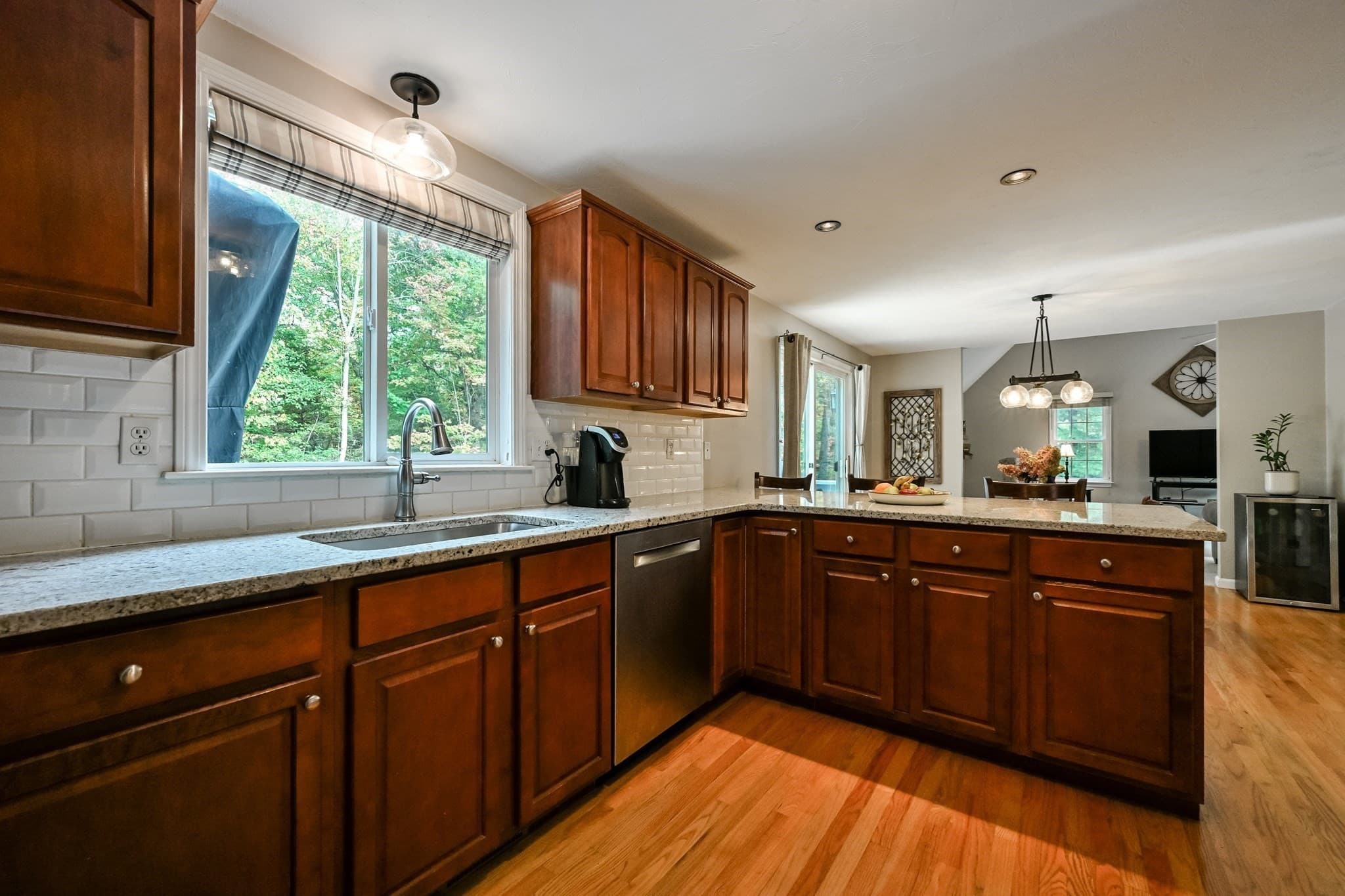 Single Family Residence at 20 River Edge Rd, Mansfield MA 02048, photo 11 of 42
