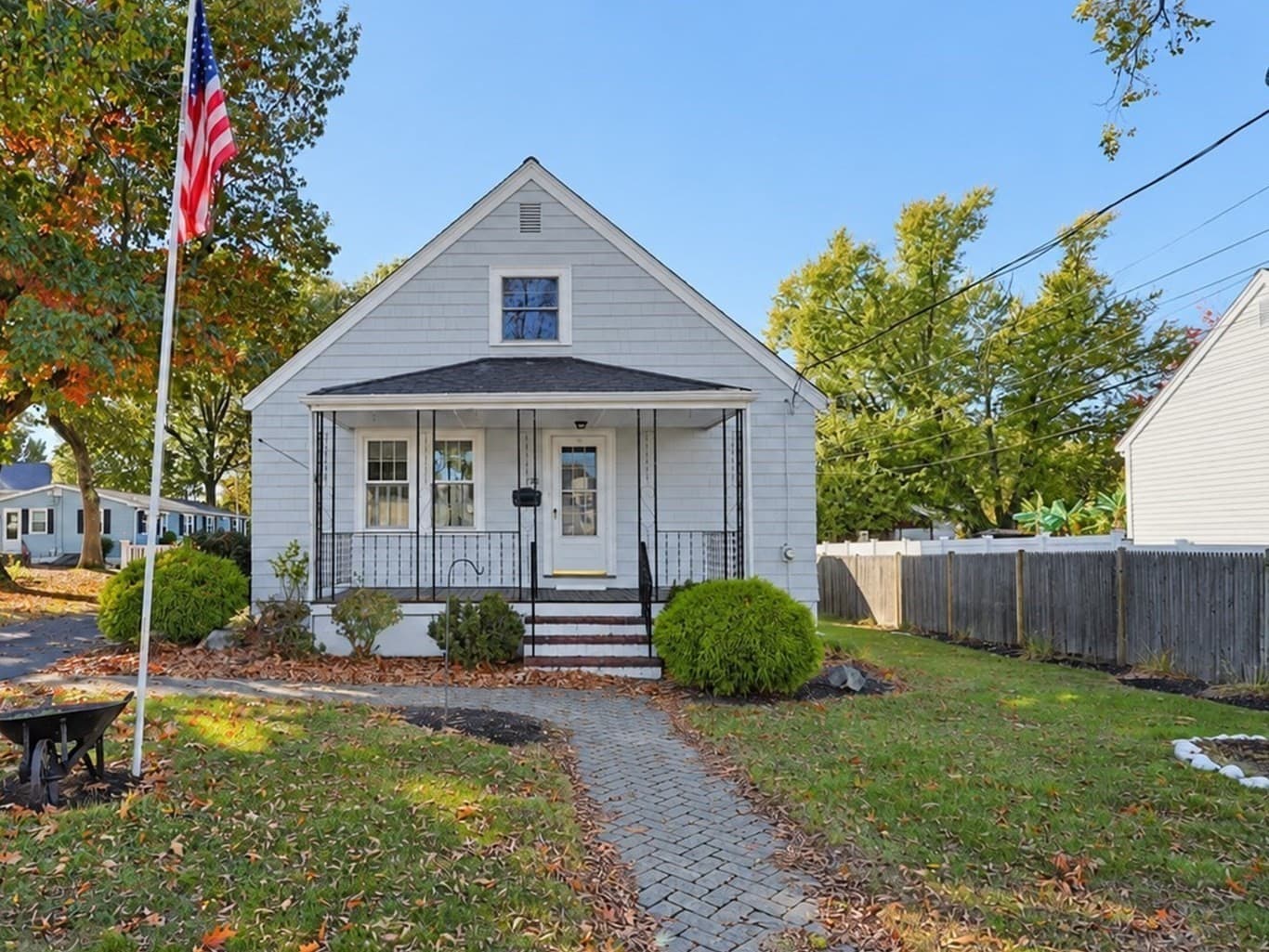 Single Family Residence at 699 Pleasant St, Norwood MA 02062, Norwood, photo 2 of 41