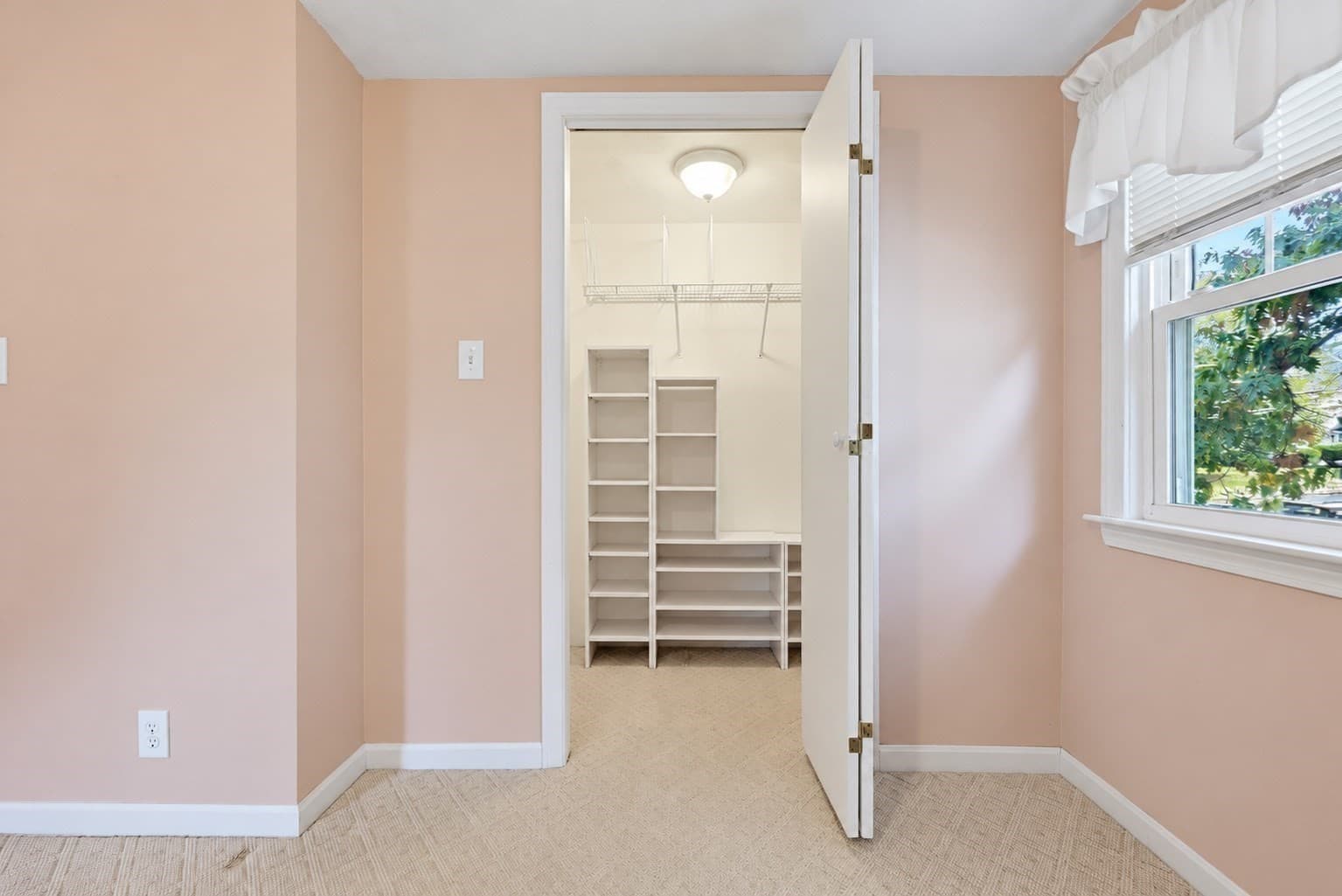 Single Family Residence at 699 Pleasant St, Norwood MA 02062, Norwood, photo 24 of 41