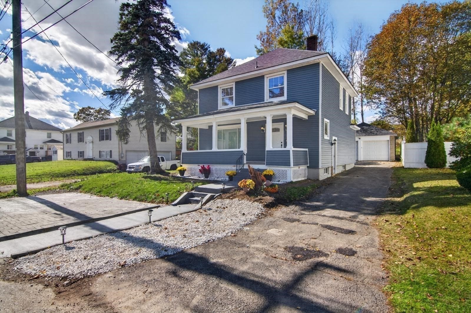 Single Family Residence at 21 Ensign Ave, Pittsfield MA 01201, Pittsfield, photo 2 of 20
