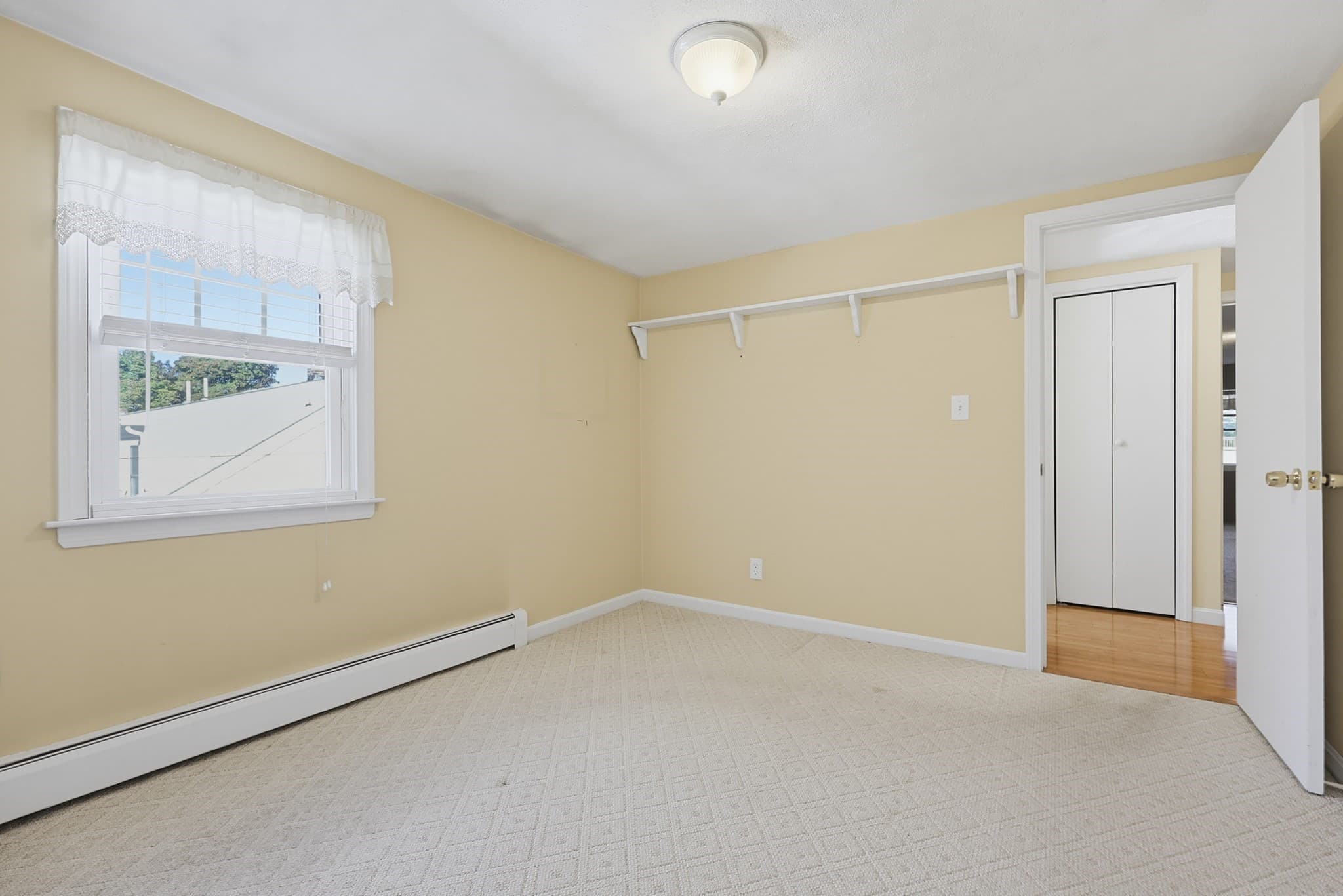 3 Family at 701 Pleasant, Norwood MA 02062, Norwood, photo 16 of 22