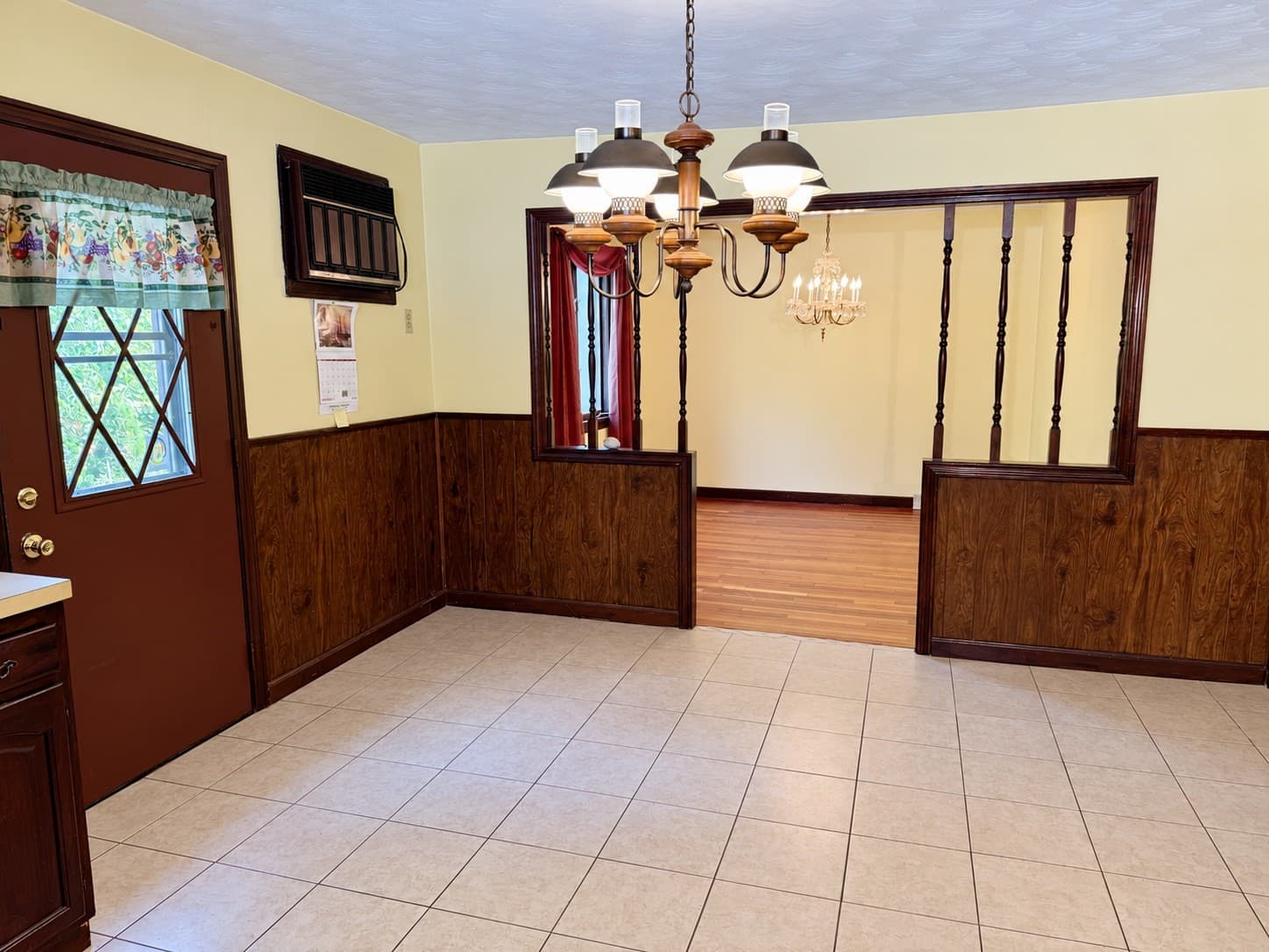 Single Family Residence at 18 Brownell St, Ludlow MA 01056, Ludlow, photo 9 of 42