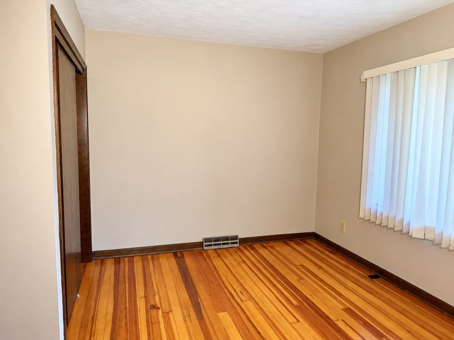 Single Family Residence at 18 Brownell St, Ludlow MA 01056, Ludlow, photo 33 of 42