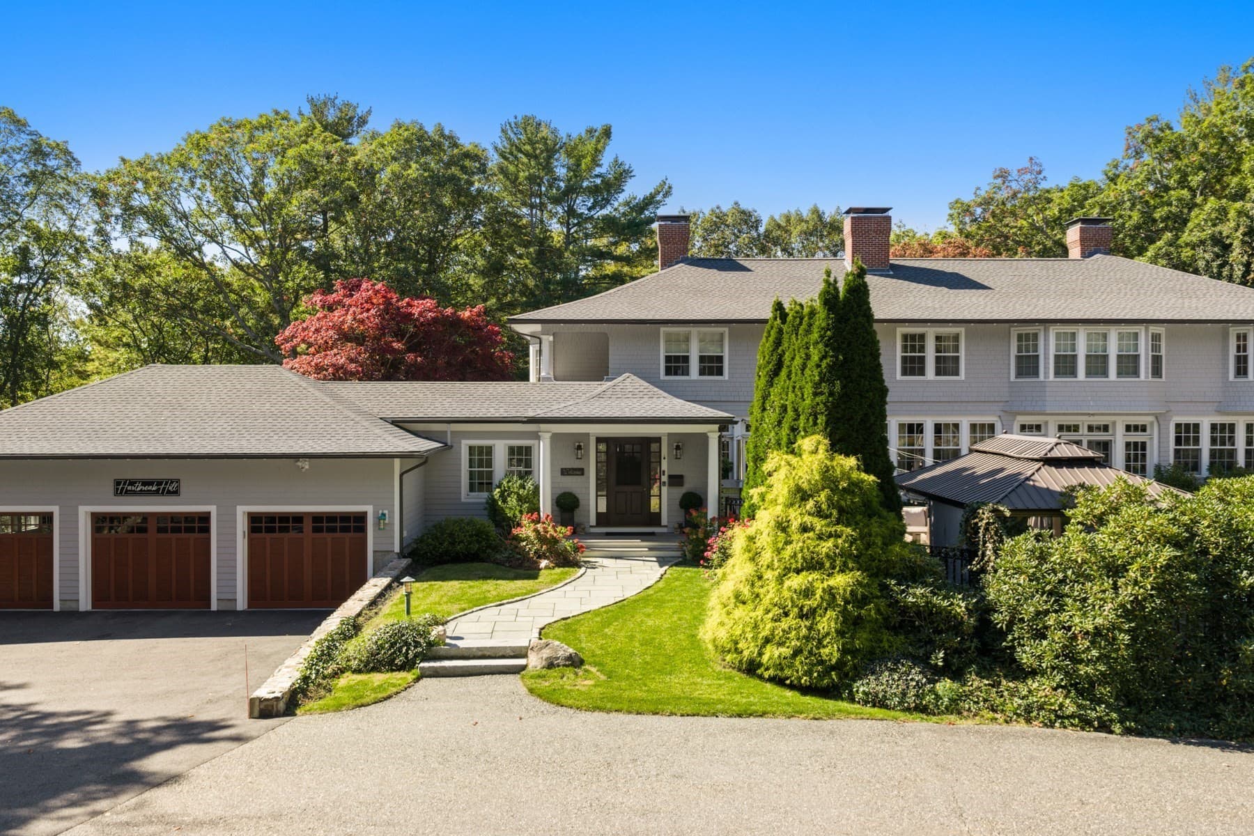 Single Family Residence at 11 Hart St, Beverly MA 01915, Beverly, photo 2 of 42