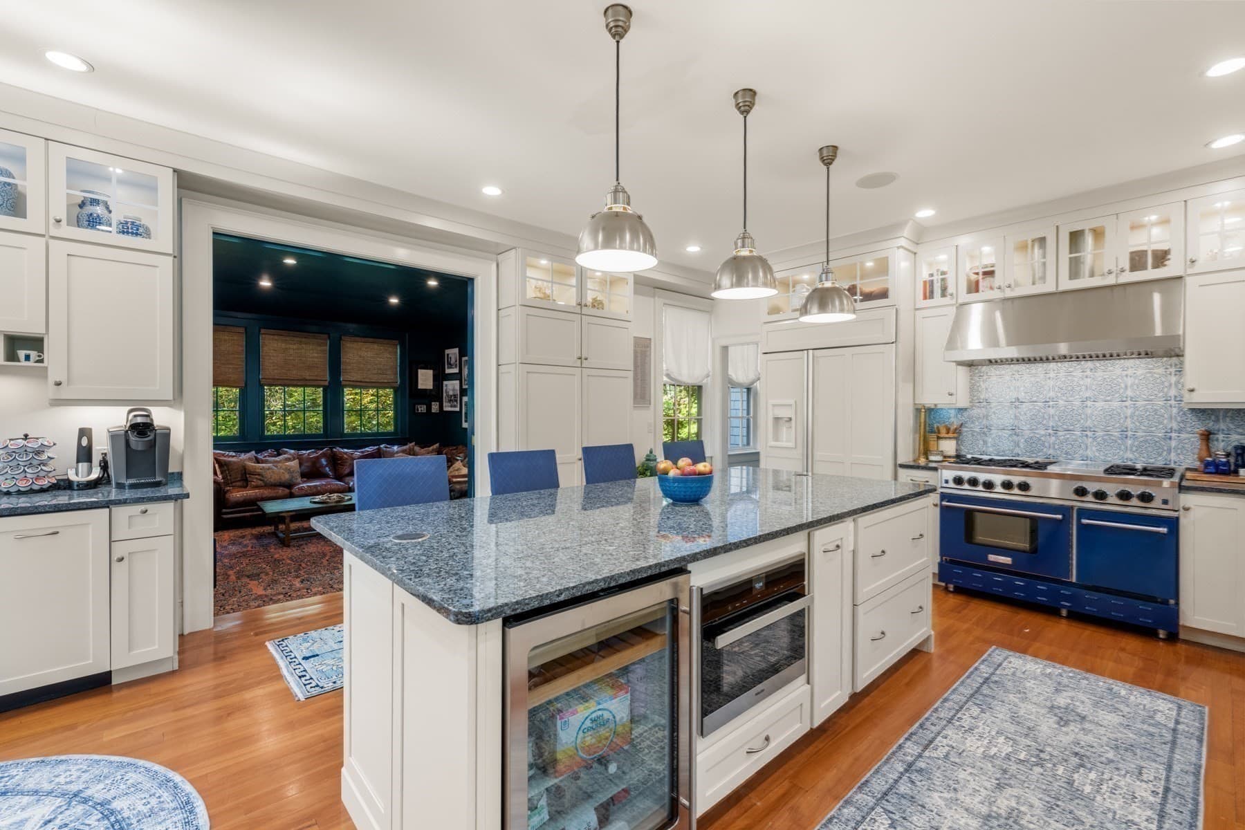 Single Family Residence at 11 Hart St, Beverly MA 01915, Beverly, photo 13 of 42