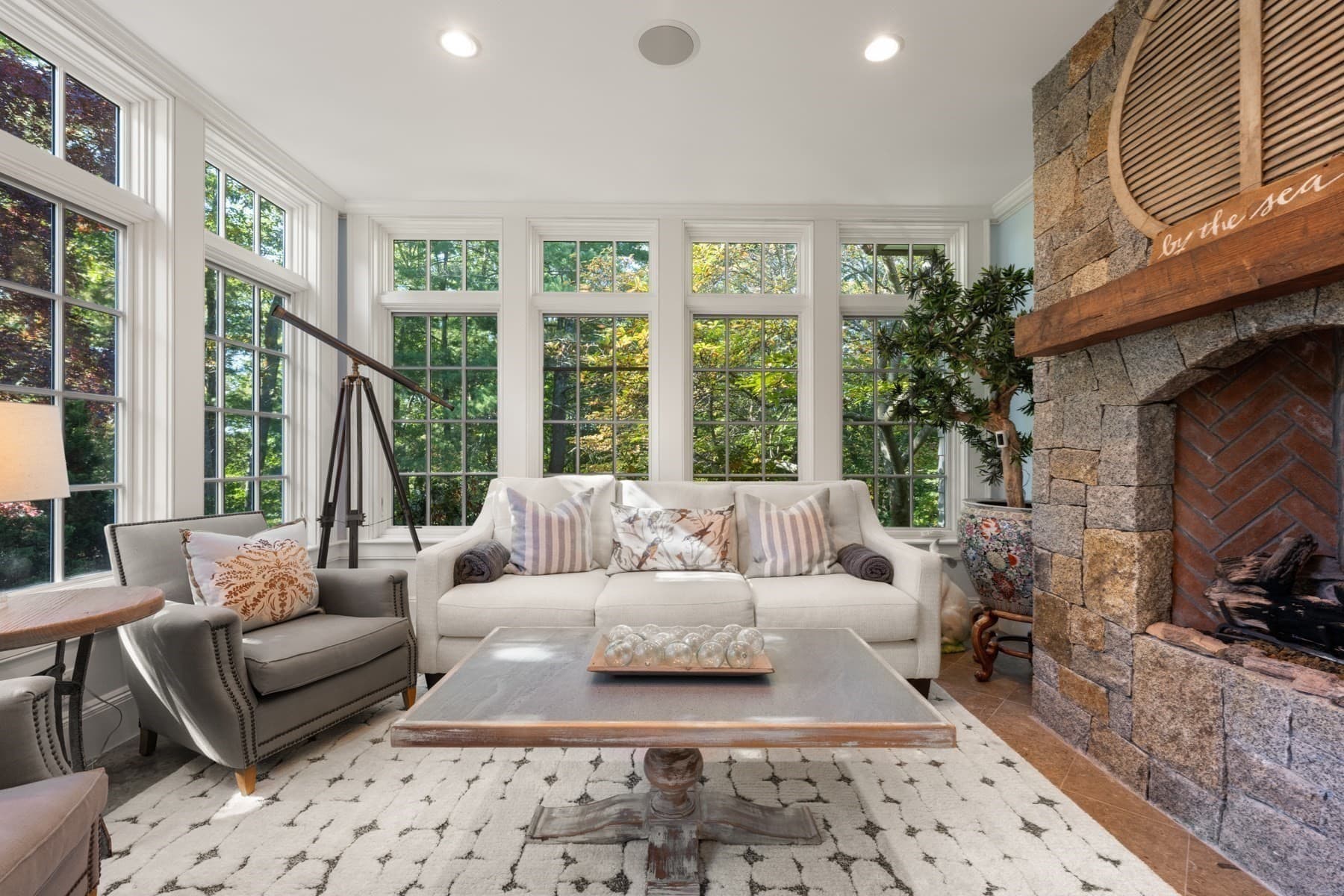 Single Family Residence at 11 Hart St, Beverly MA 01915, Beverly, photo 8 of 42
