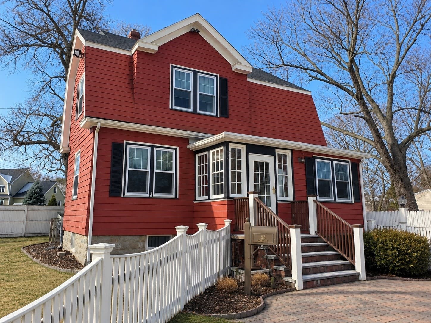 93 Lowell St, Woburn MA 01801
