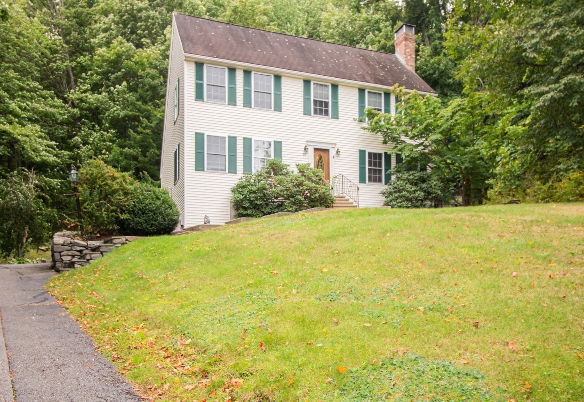 Single Family Residence at 68 Biscuit Hill Dr, Leominster MA 01453, Leominster, photo 2 of 26