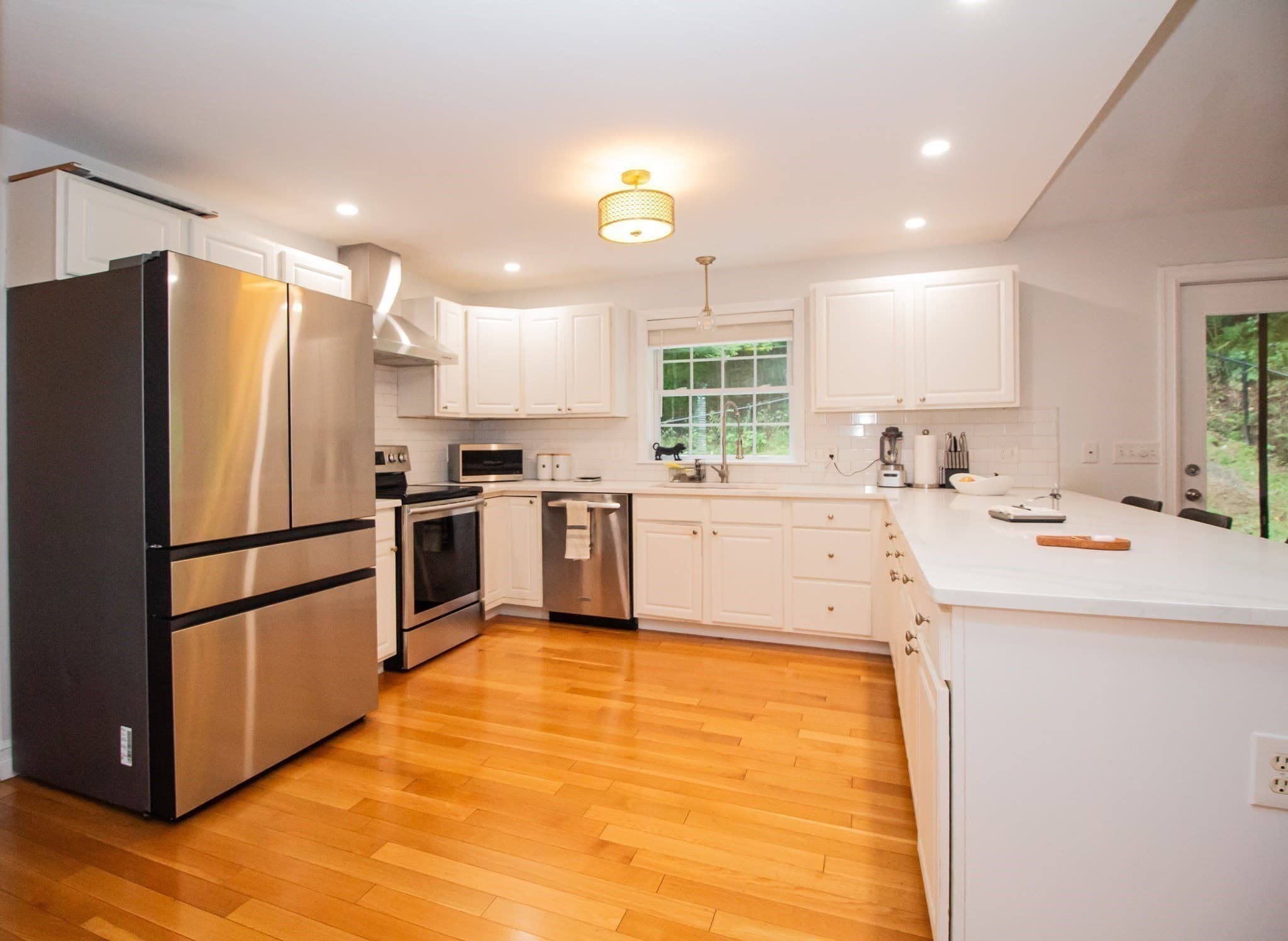 Single Family Residence at 68 Biscuit Hill Dr, Leominster MA 01453, Leominster, photo 8 of 26