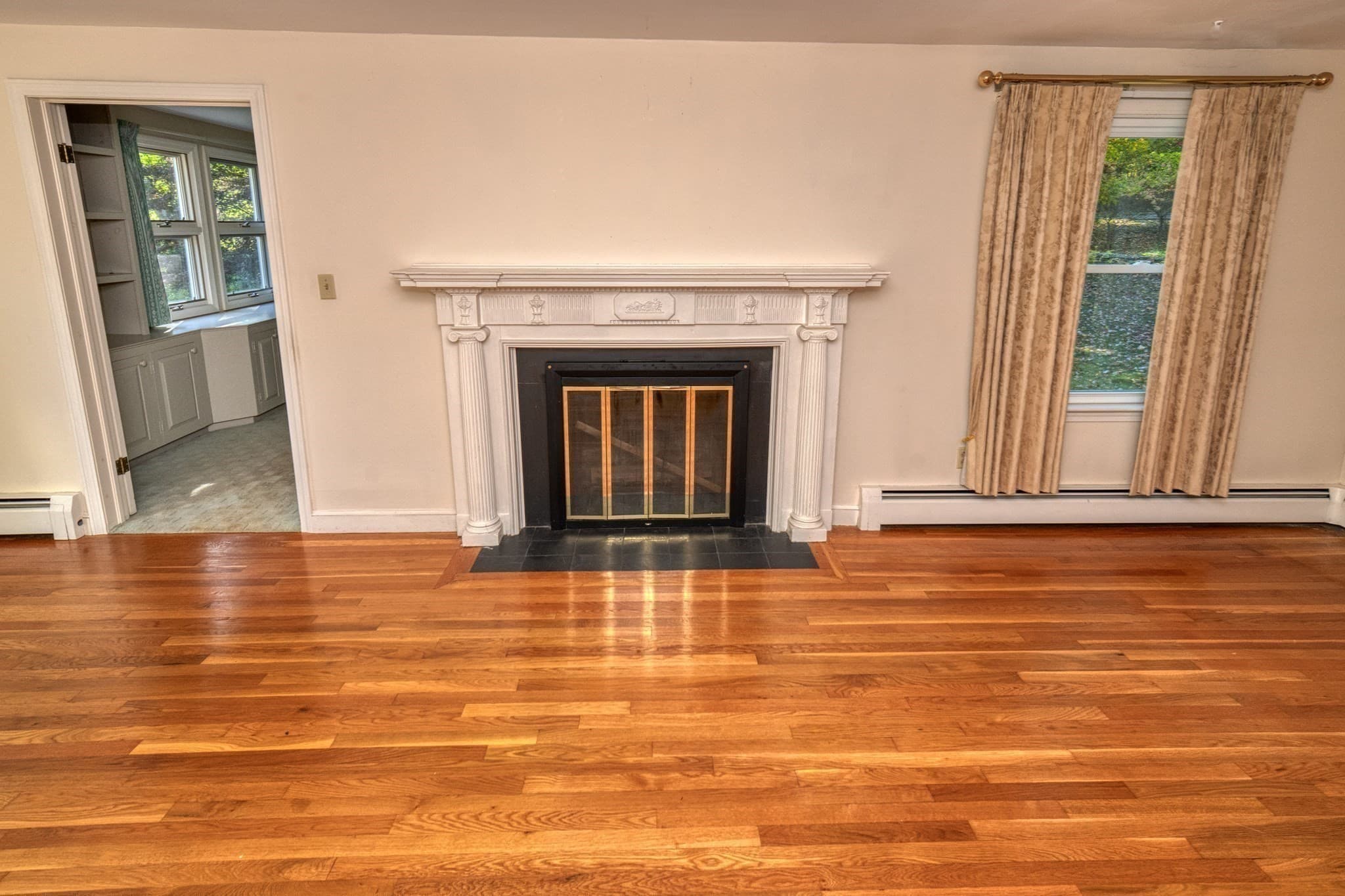 Single Family Residence at 9 Cherlyn Dr, Northborough MA 01532, Northborough, photo 6 of 42