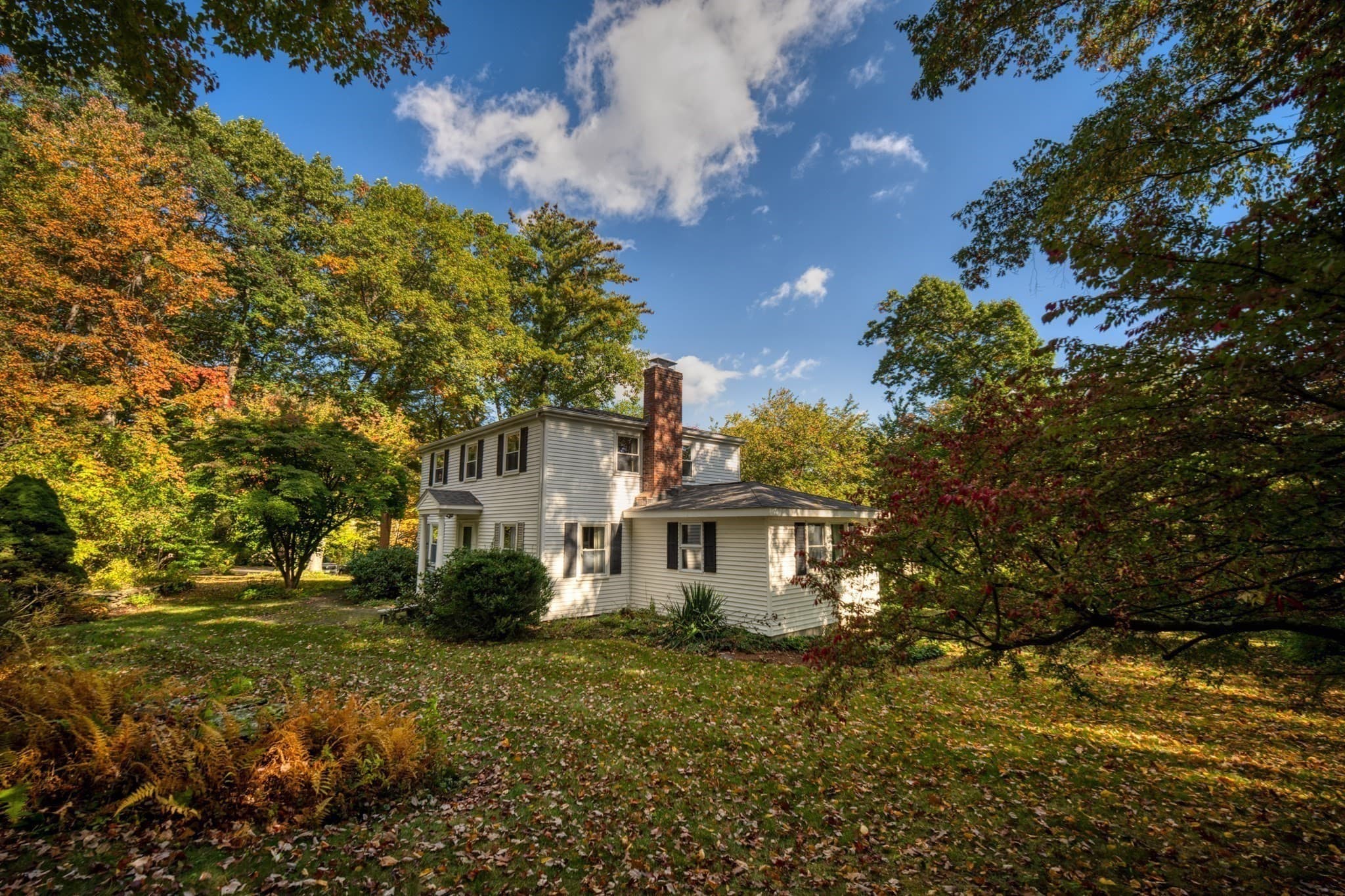 Single Family Residence at 9 Cherlyn Dr, Northborough MA 01532, Northborough, photo 3 of 42