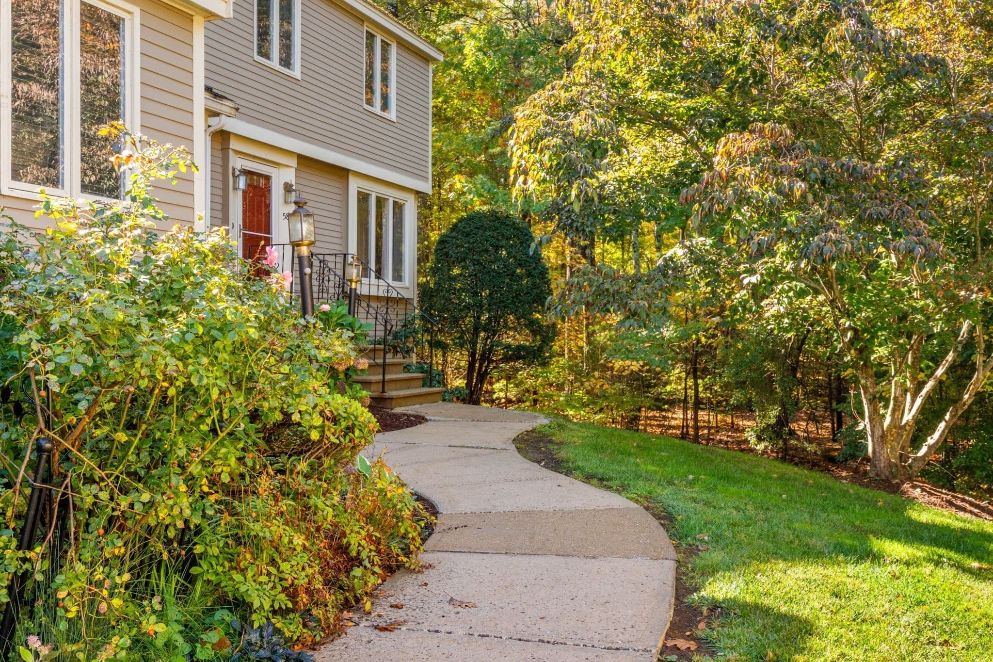Condominium at 58 Brickett Hill Circle # 58, Haverhill MA 01830, Haverhill, photo 2 of 42