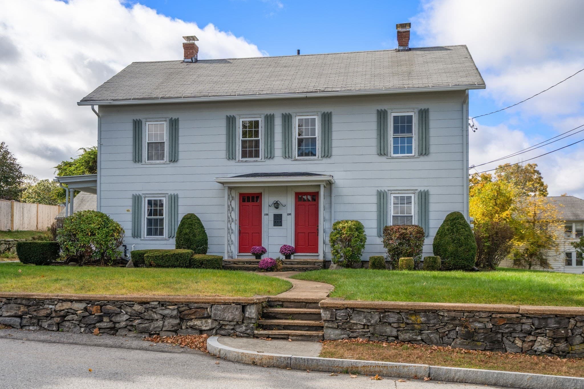 106 Chestnut St, Southbridge MA 01550