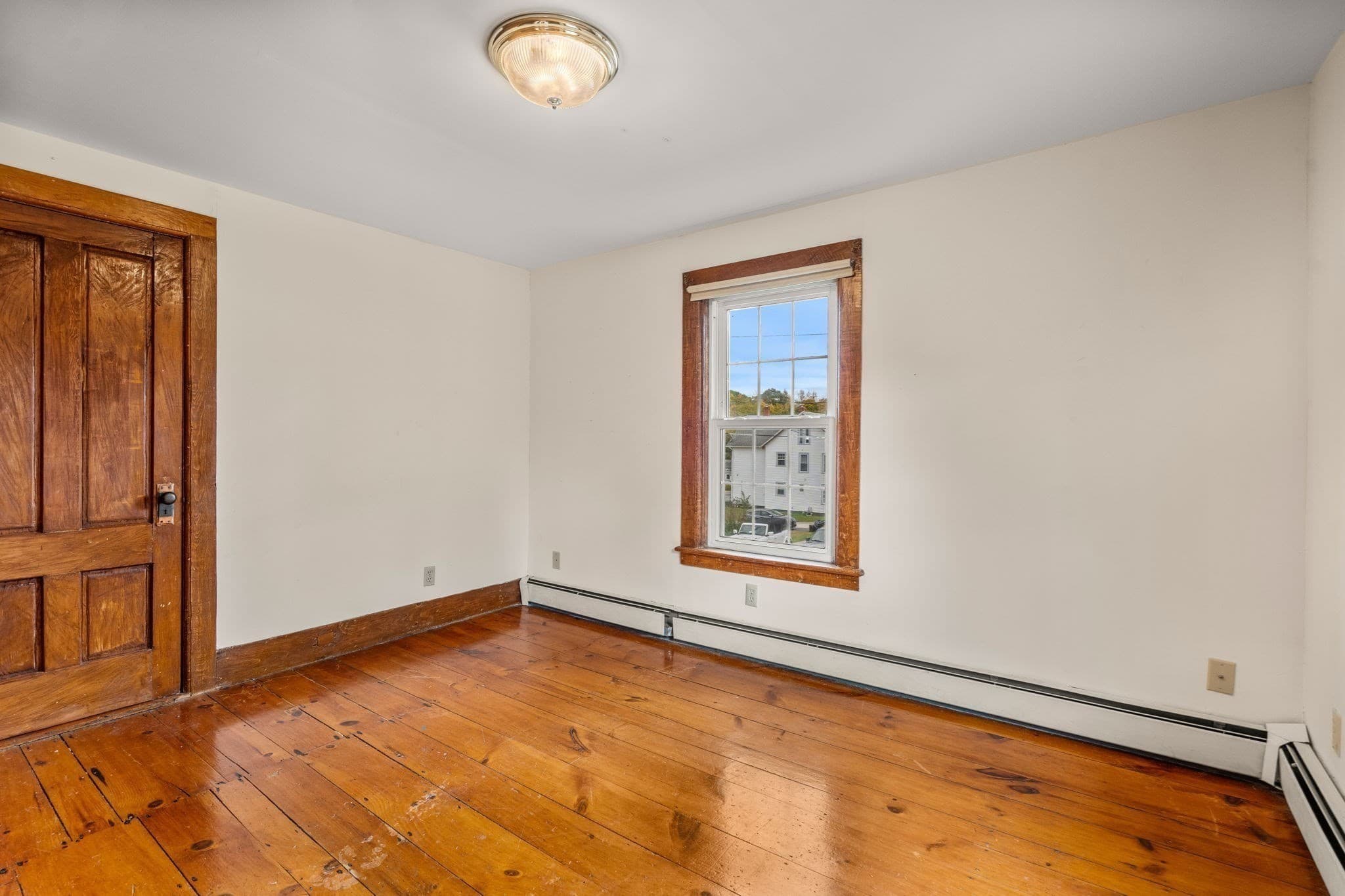 Multi Family at 106 Chestnut St, Southbridge MA 01550, photo 24 of 42