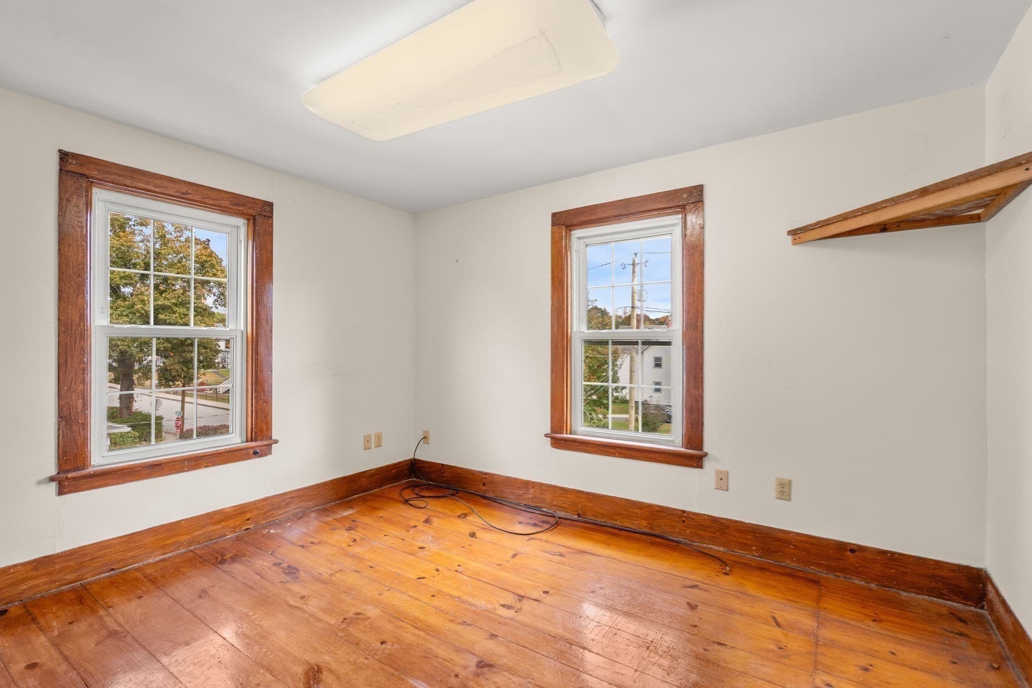 Multi Family at 106 Chestnut St, Southbridge MA 01550, photo 11 of 42