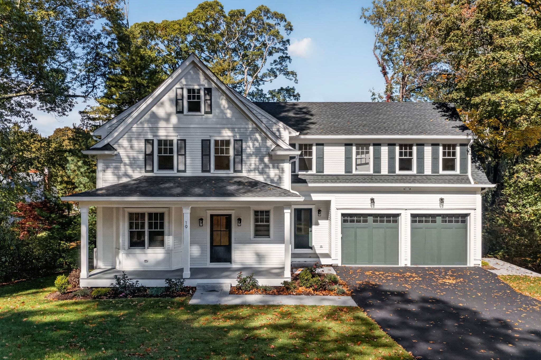19 Orchard St, Wellesley MA 02481