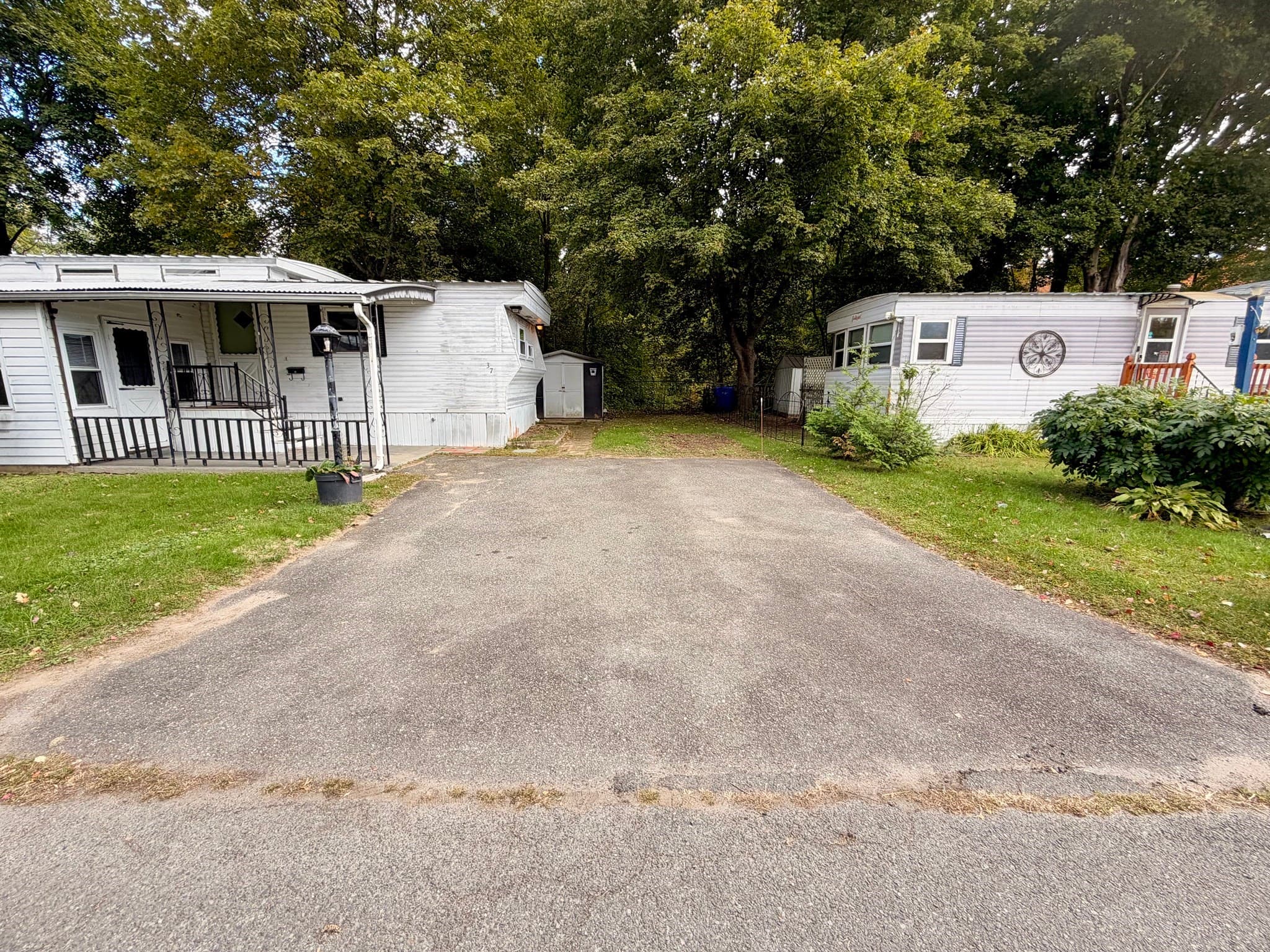 Mobile Home at 37 Pioneer Way # 37, Springfield MA 01119, Springfield, photo 24 of 29