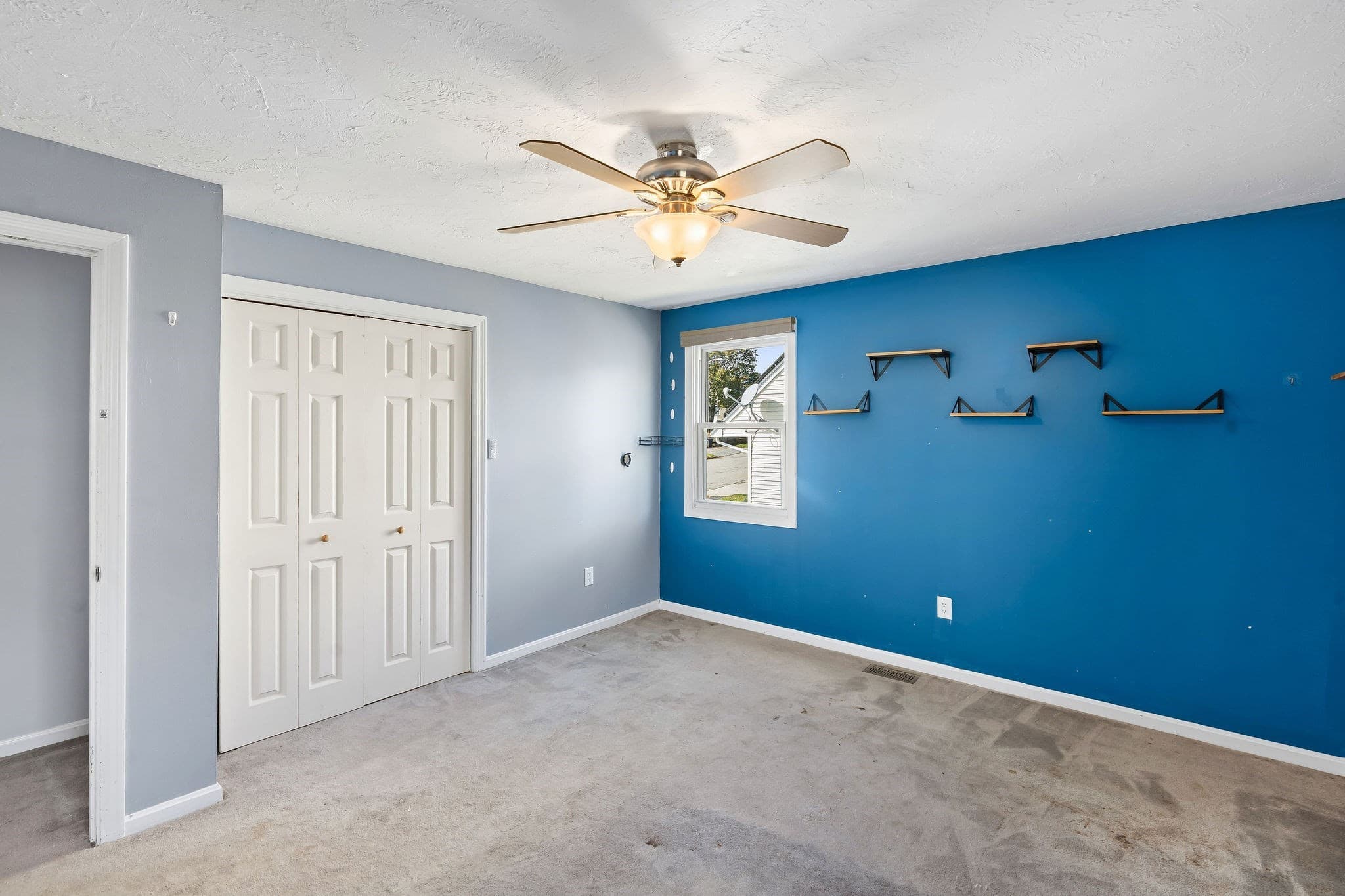 Single Family Residence at 27A Timrod Dr, Worcester MA 01603, Worcester, photo 12 of 25