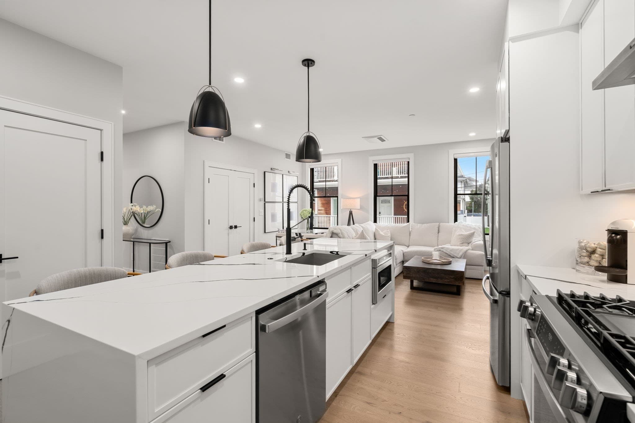 Condominium at 70 Shawsheen # 2, Boston MA 02128, Boston, photo 3 of 31