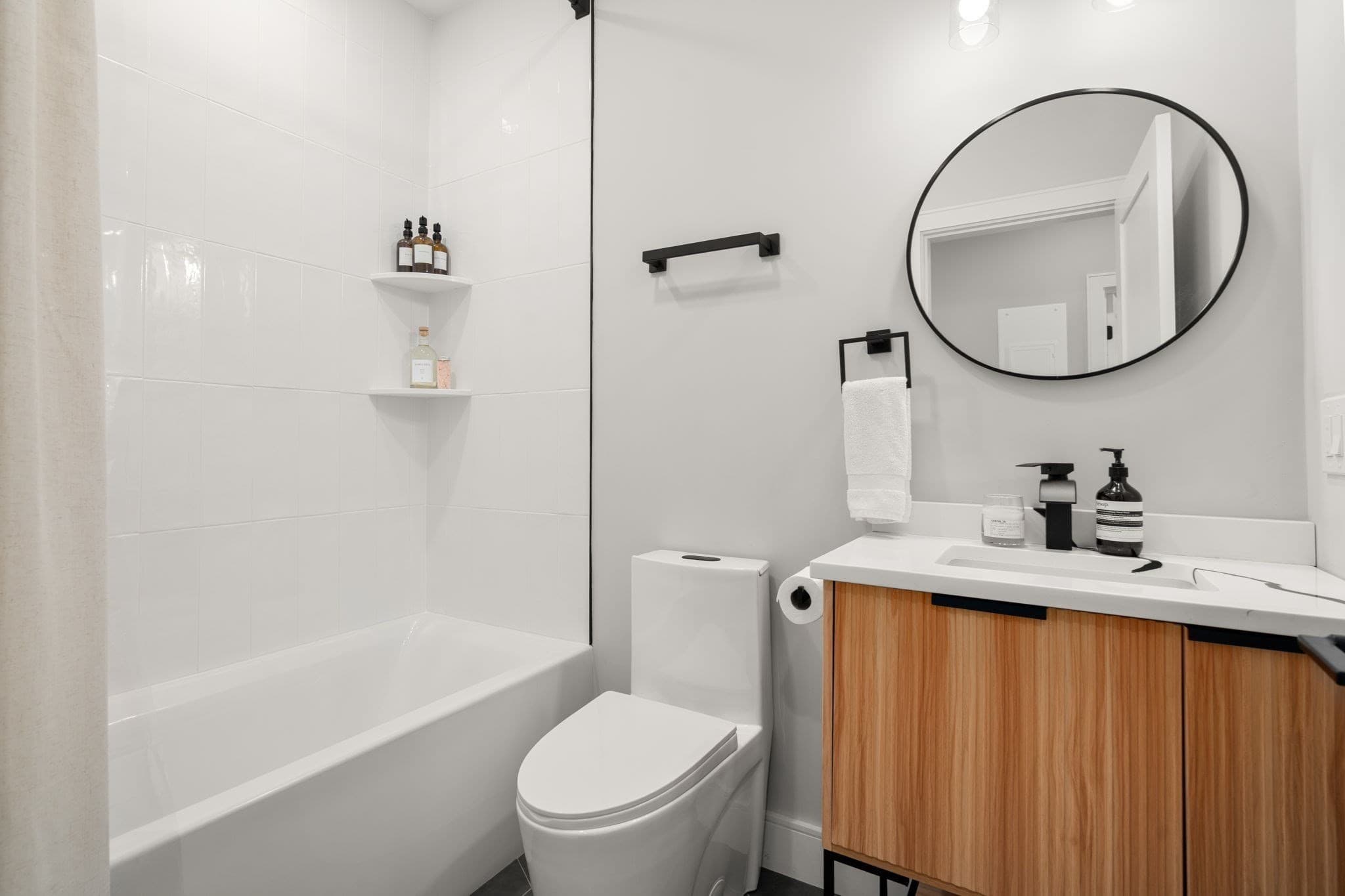Condominium at 70 Shawsheen # 2, Boston MA 02128, Boston, photo 24 of 31