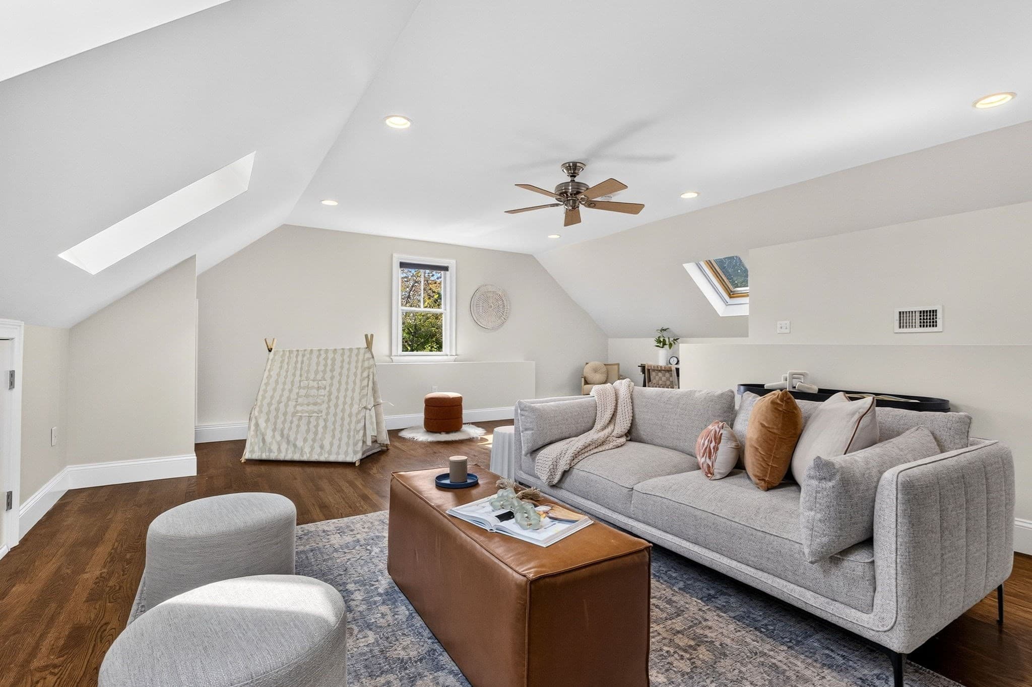 Condominium at 40 Cheshire St # 1, Boston MA 02130, Boston, photo 29 of 39