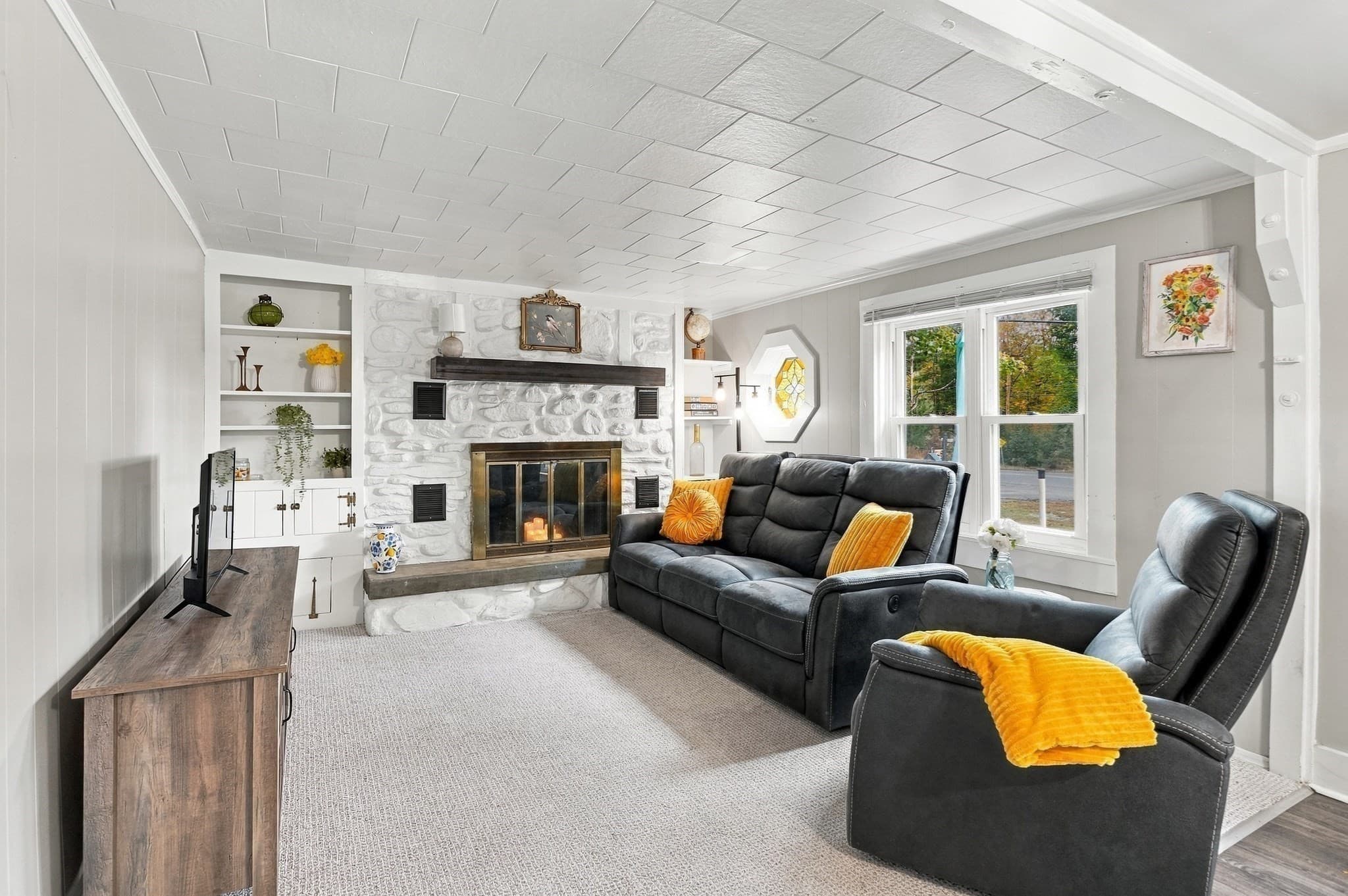 Single Family Residence at 78 Dudley Road, Oxford MA 01540, Oxford, photo 6 of 33
