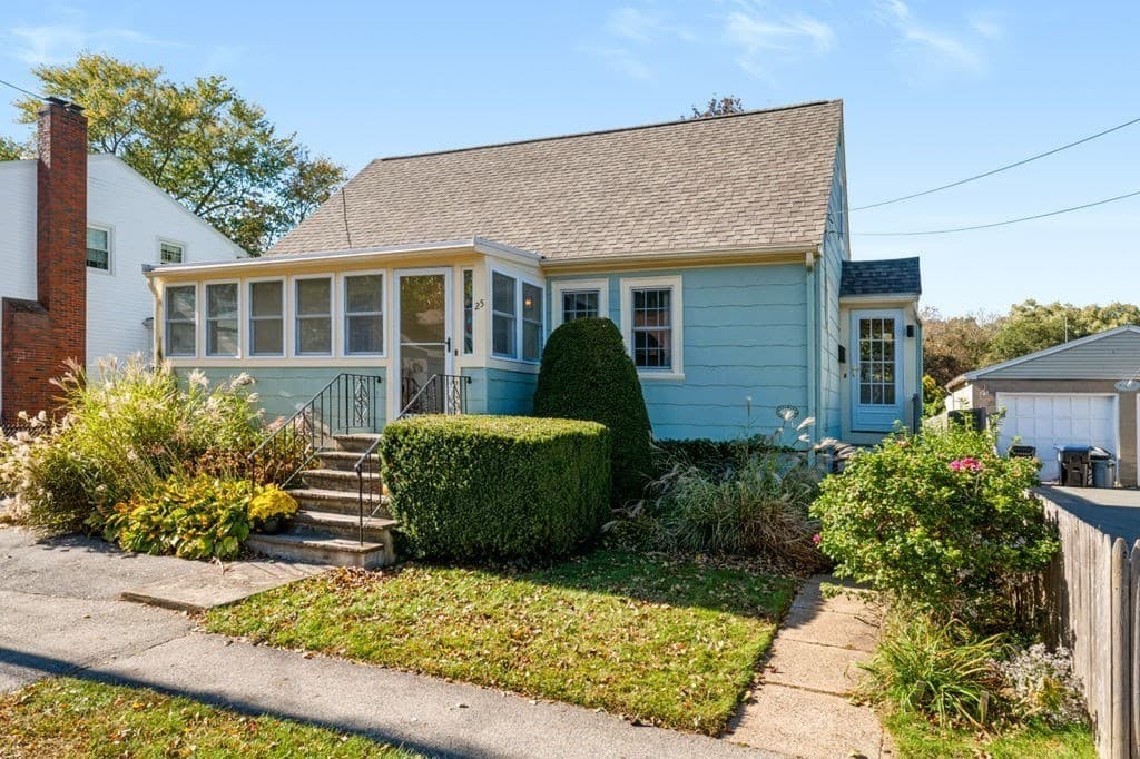 Single Family Residence at 25 Hillcrest Ave, Beverly MA 01915, Beverly, photo 3 of 35