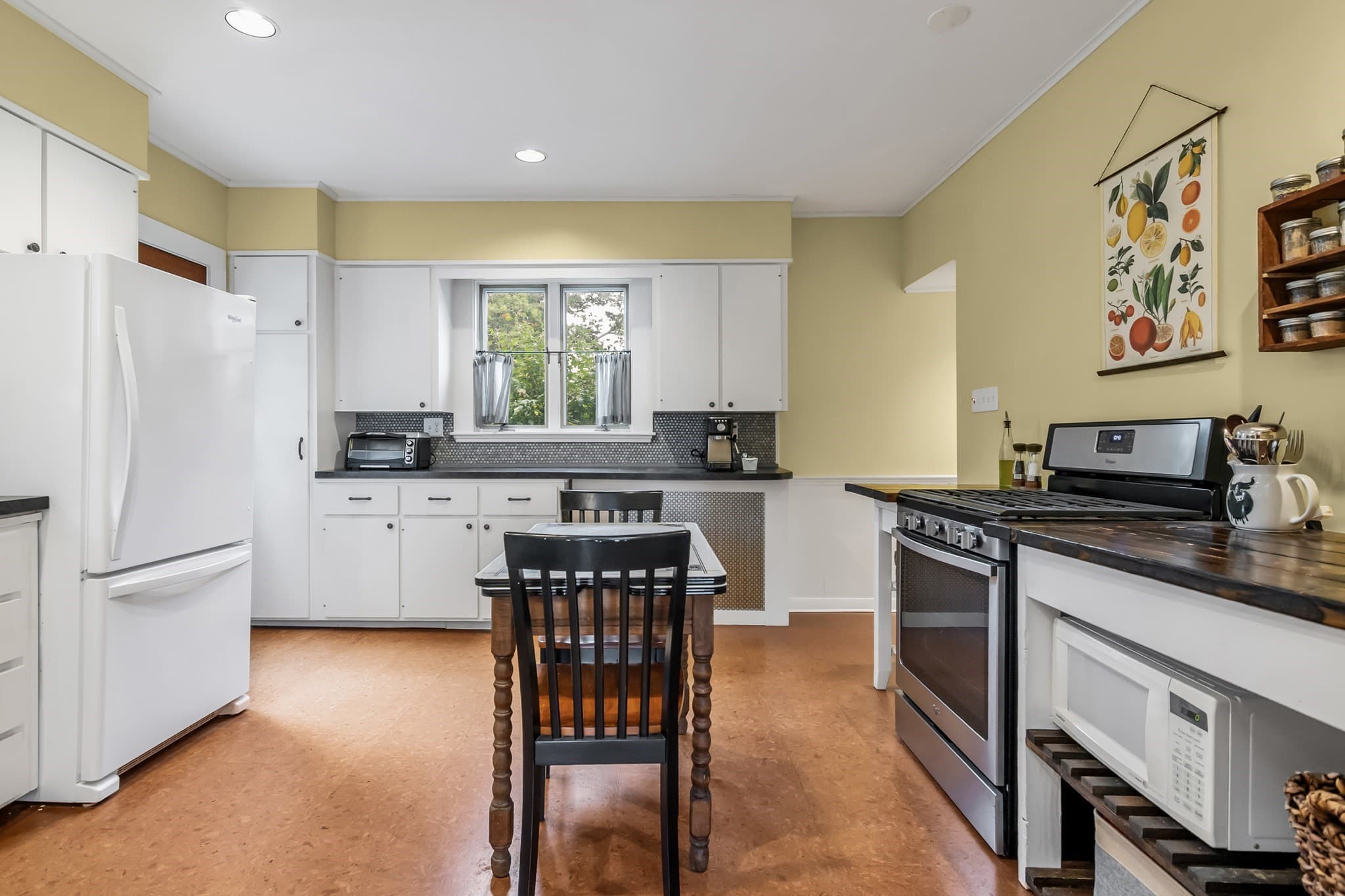 Single Family Residence at 15 Larchmont Rd, Salem MA 01970, Salem, photo 14 of 42